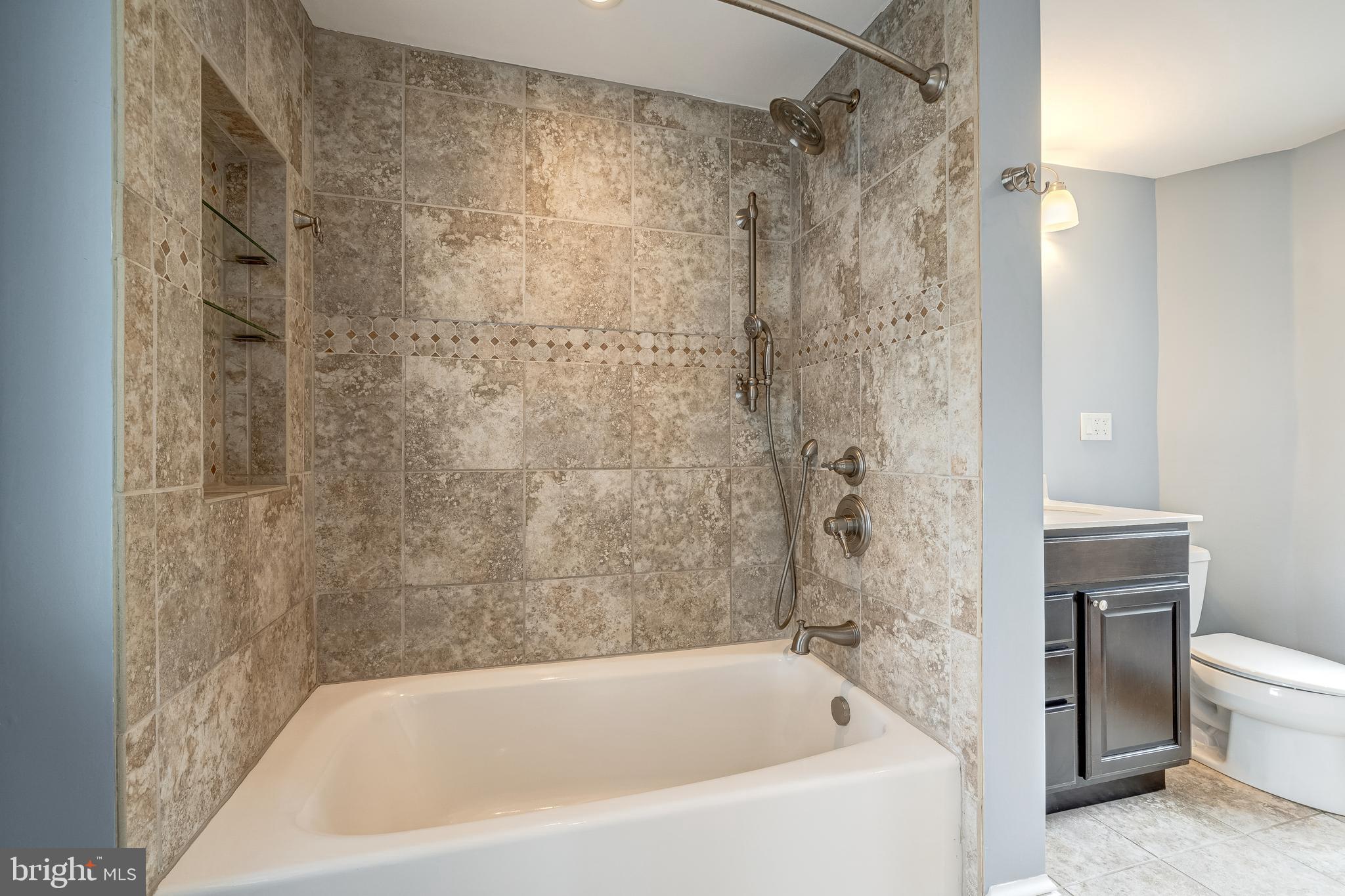 DOUGLAS PARK - Residential