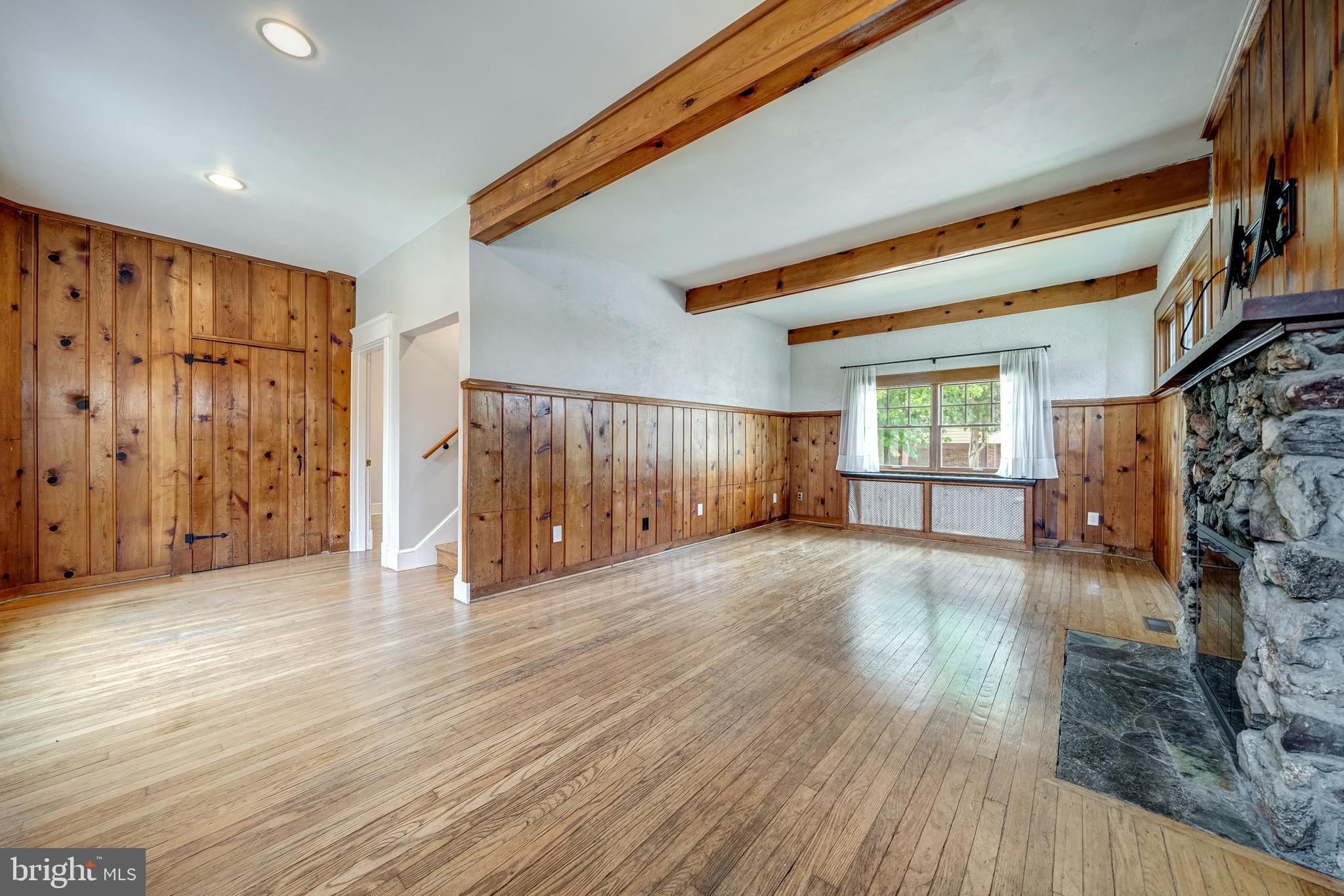 DOUGLAS PARK - Residential