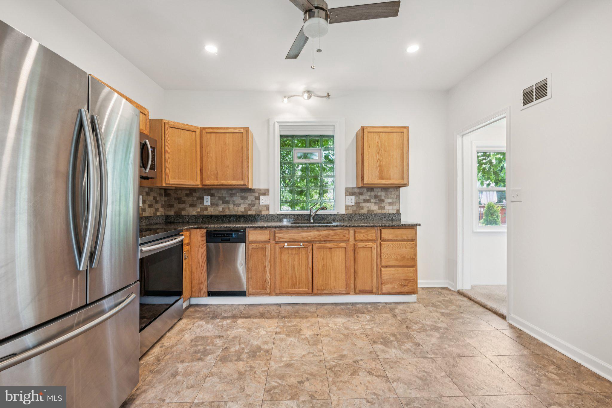 PARKVILLE HEIGHTS - Residential