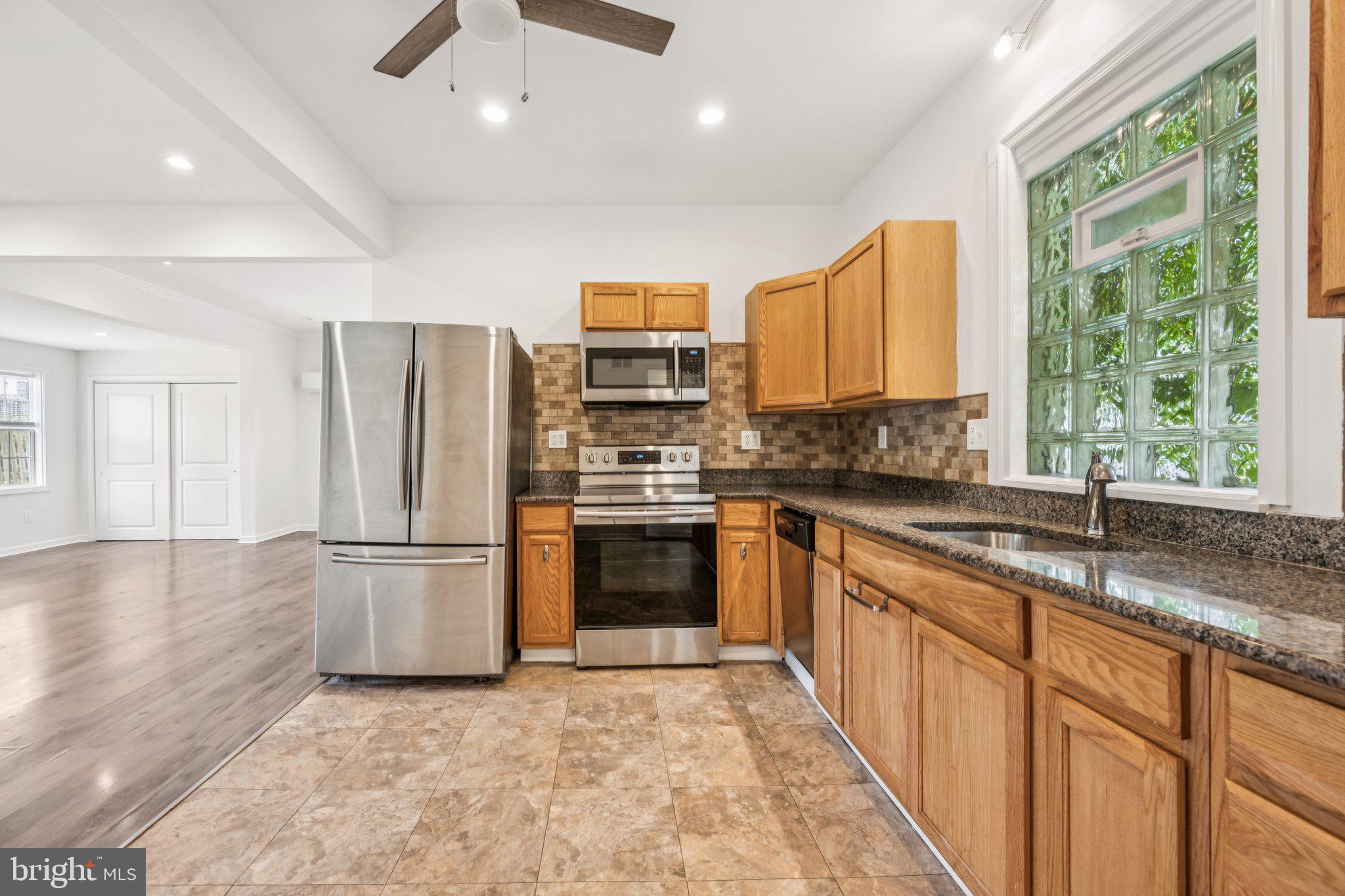 PARKVILLE HEIGHTS - Residential