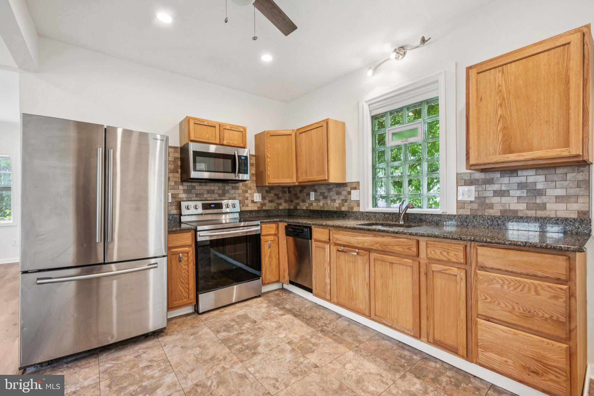 PARKVILLE HEIGHTS - Residential