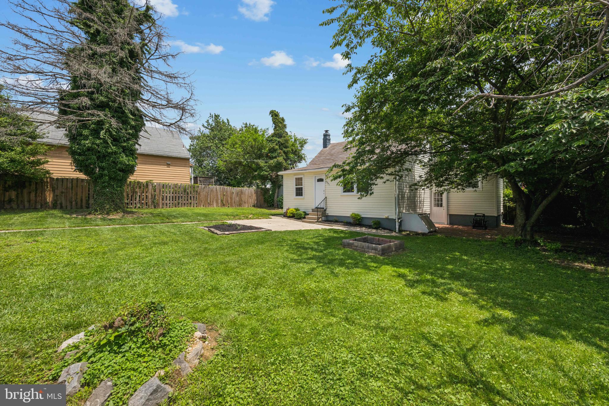 PARKVILLE HEIGHTS - Residential