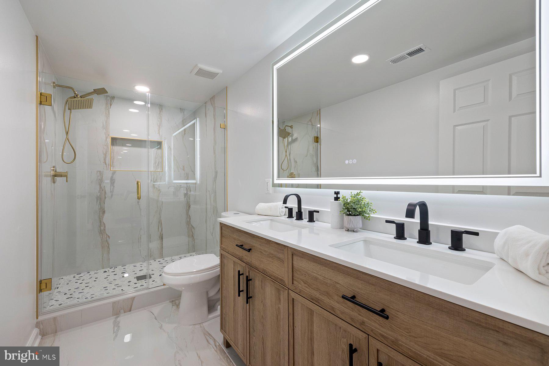 FOX HILLS WEST - Residential