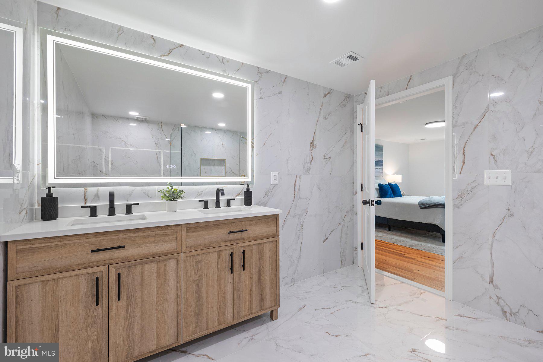 FOX HILLS WEST - Residential