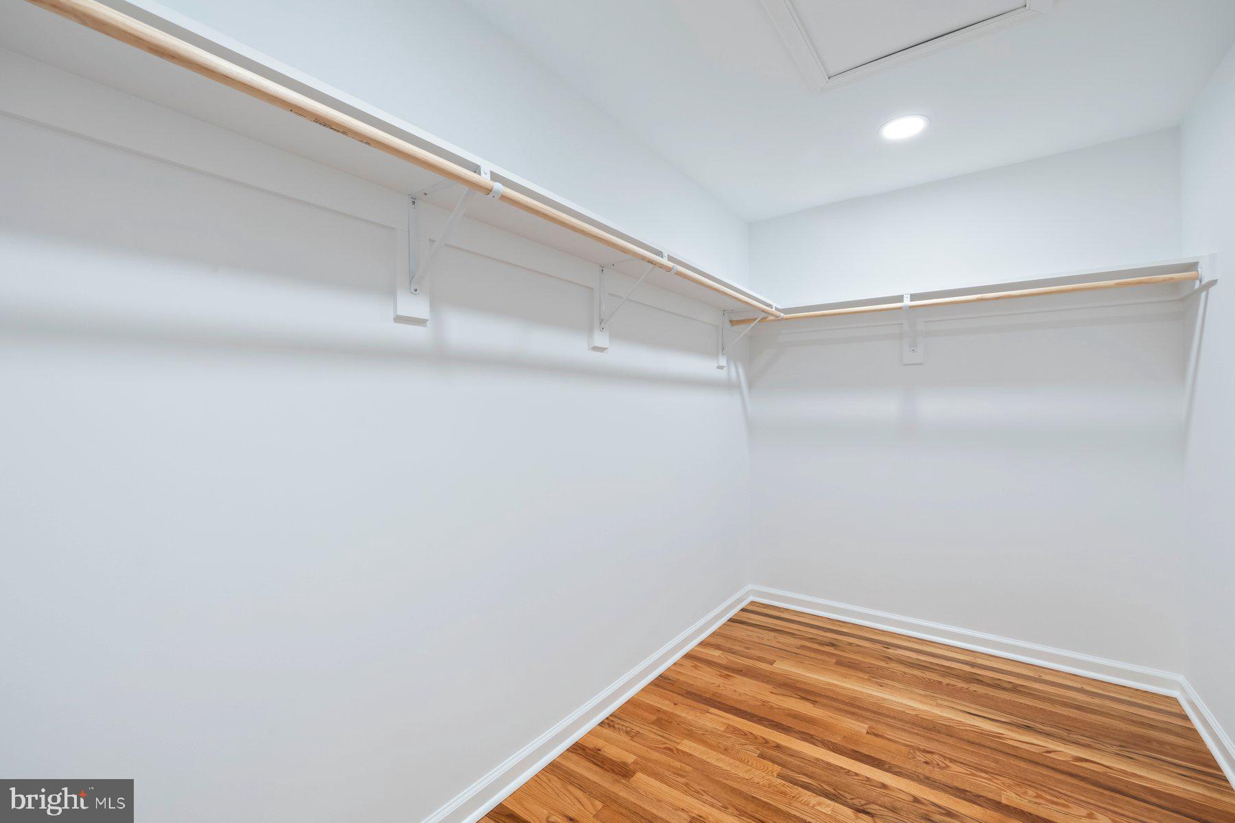 FOX HILLS WEST - Residential