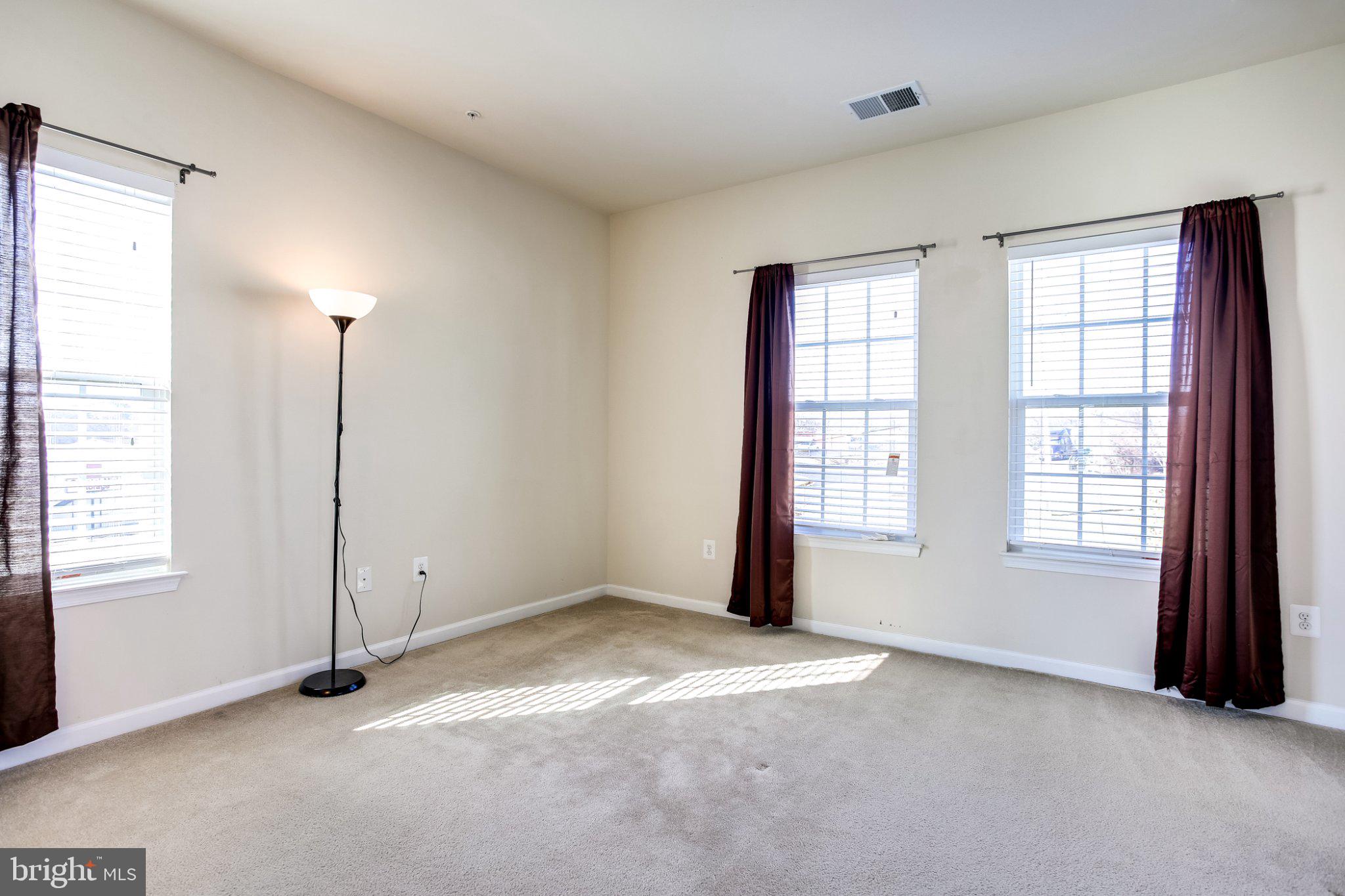 7125 PENNY LANE