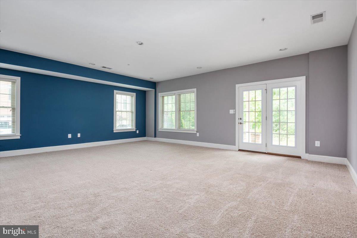 HAWTHORNES GRANT AT BRO - Residential