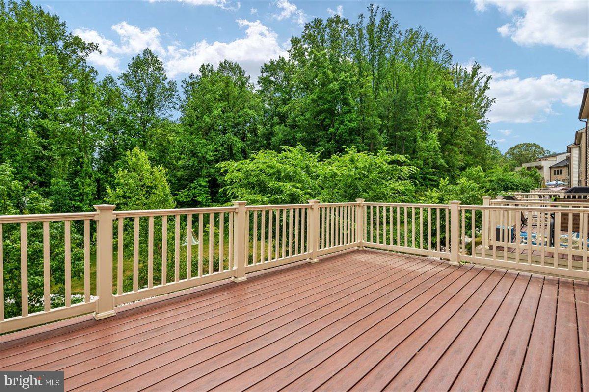 HAWTHORNES GRANT AT BRO - Residential