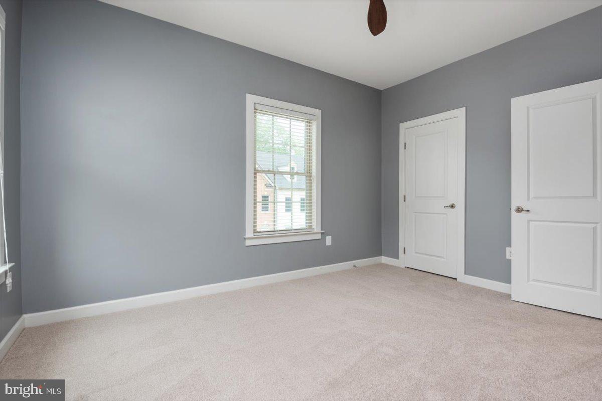 HAWTHORNES GRANT AT BRO - Residential