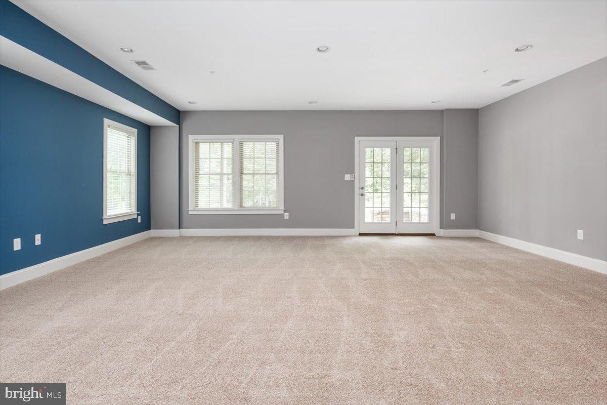 HAWTHORNES GRANT AT BRO - Residential