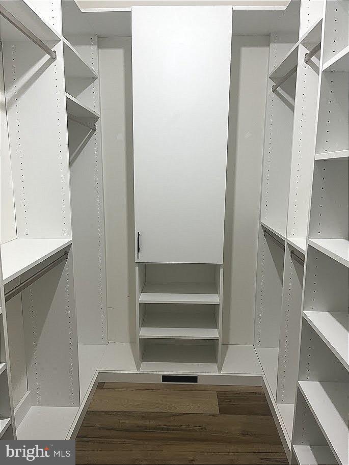 VILLAGE OF BAYBERRY - Residential