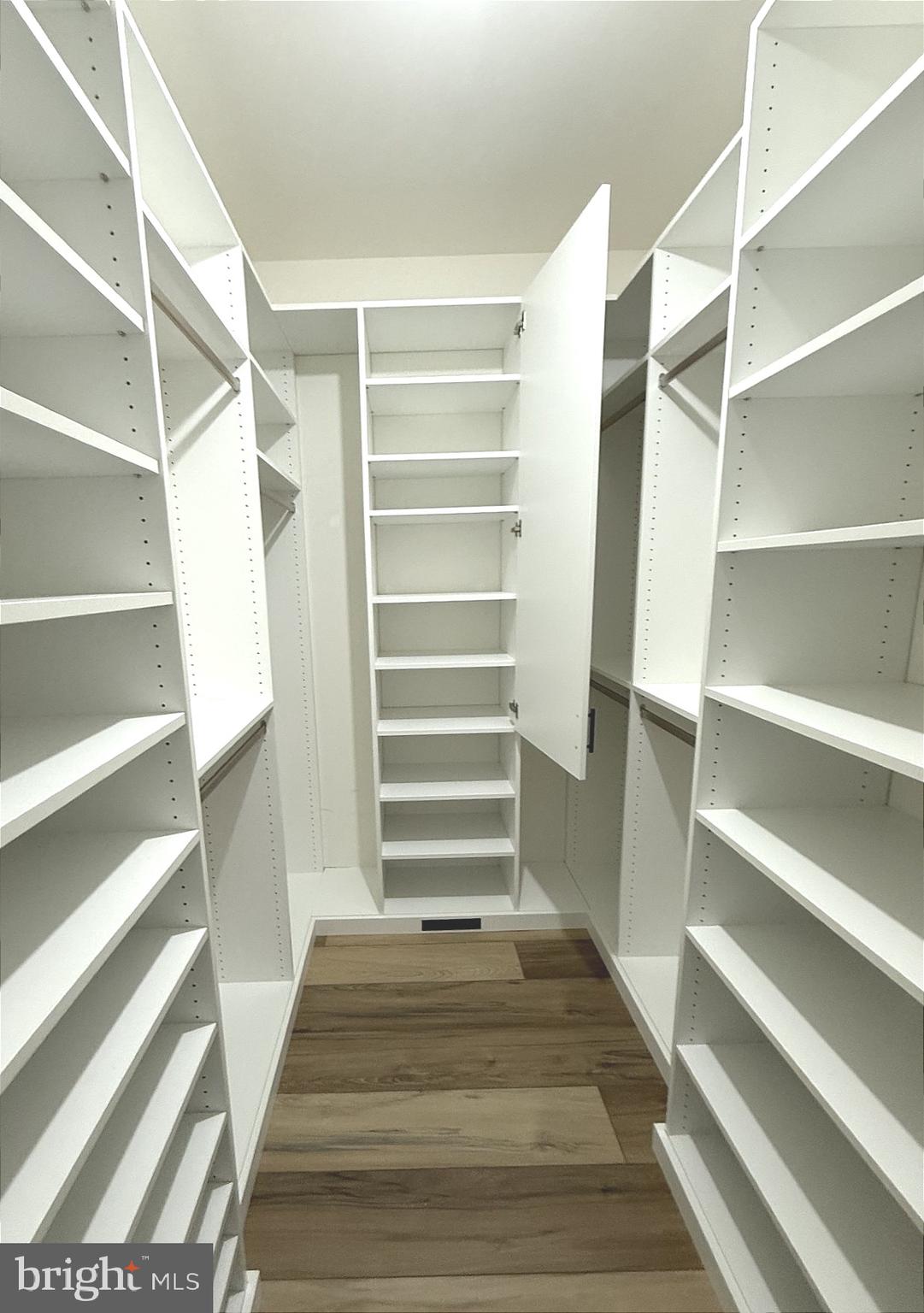 VILLAGE OF BAYBERRY - Residential