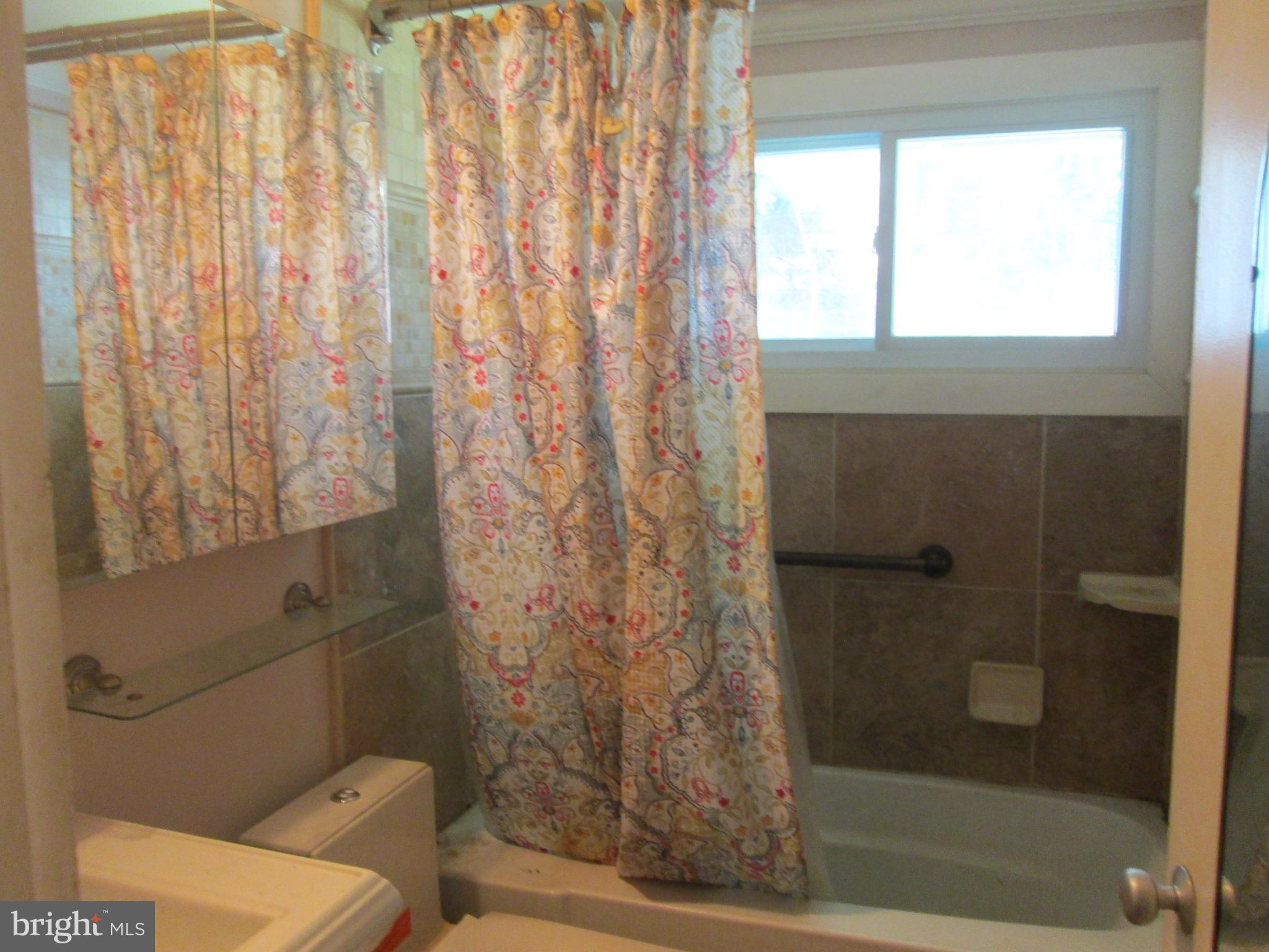 VERMILION HILL - Residential