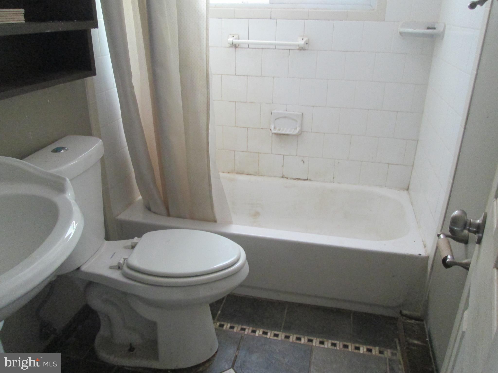 VERMILION HILL - Residential