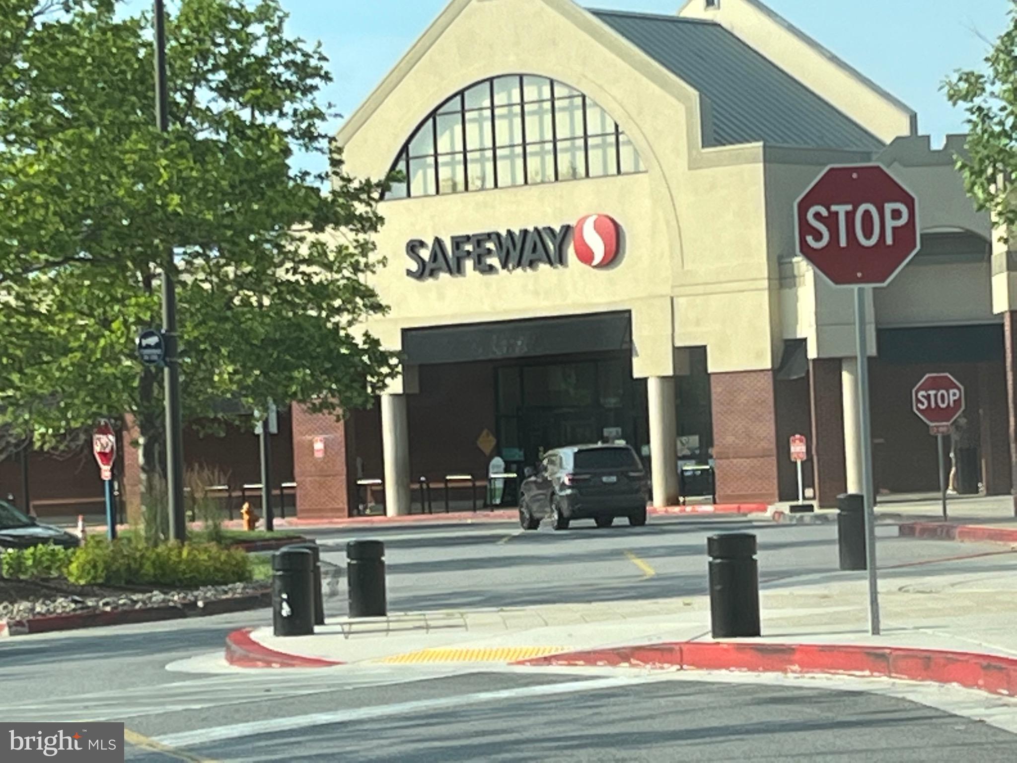 VILLAGE OF HARPERS CHOICE - Residential