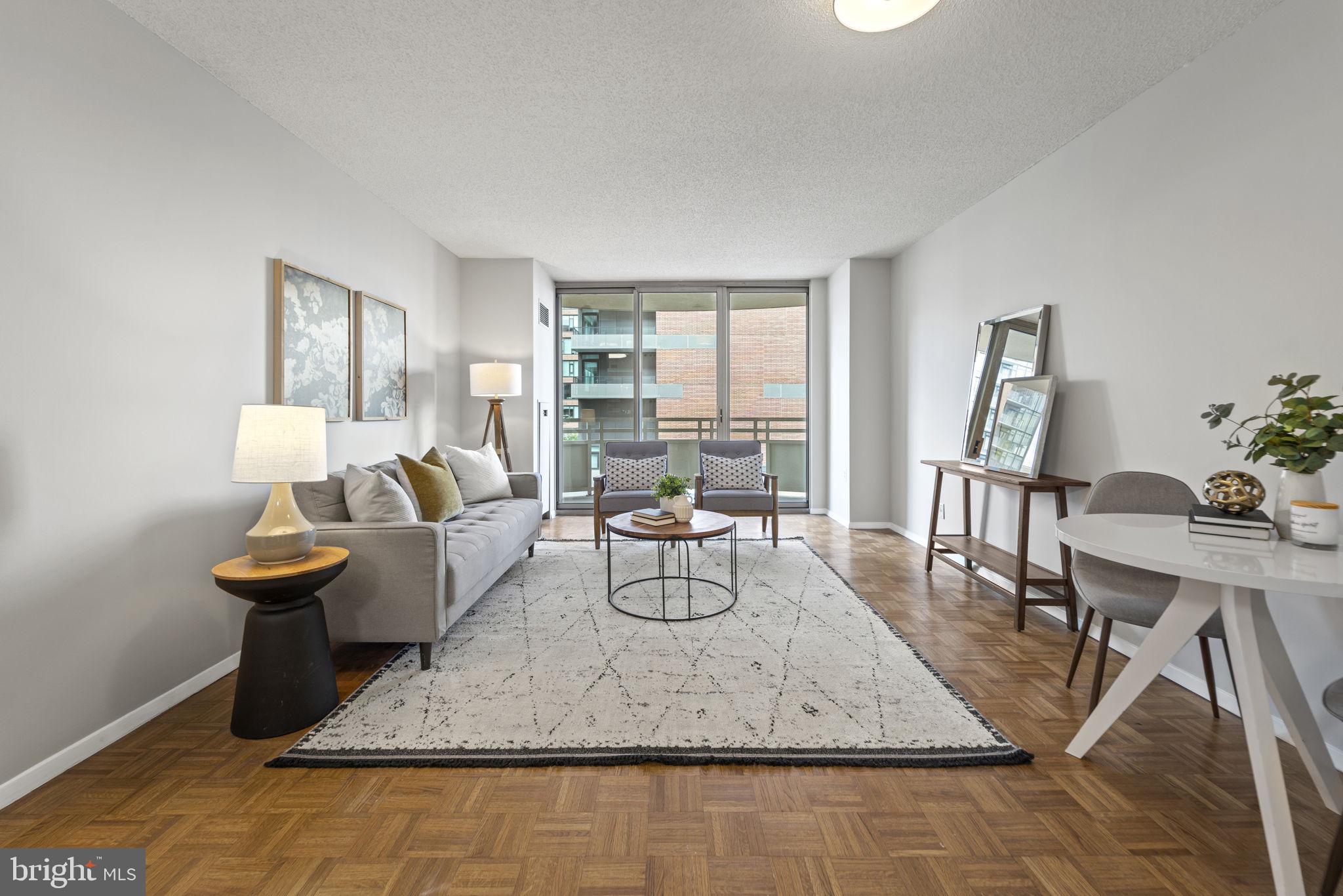 FAIRMONT PLAZA - Residential