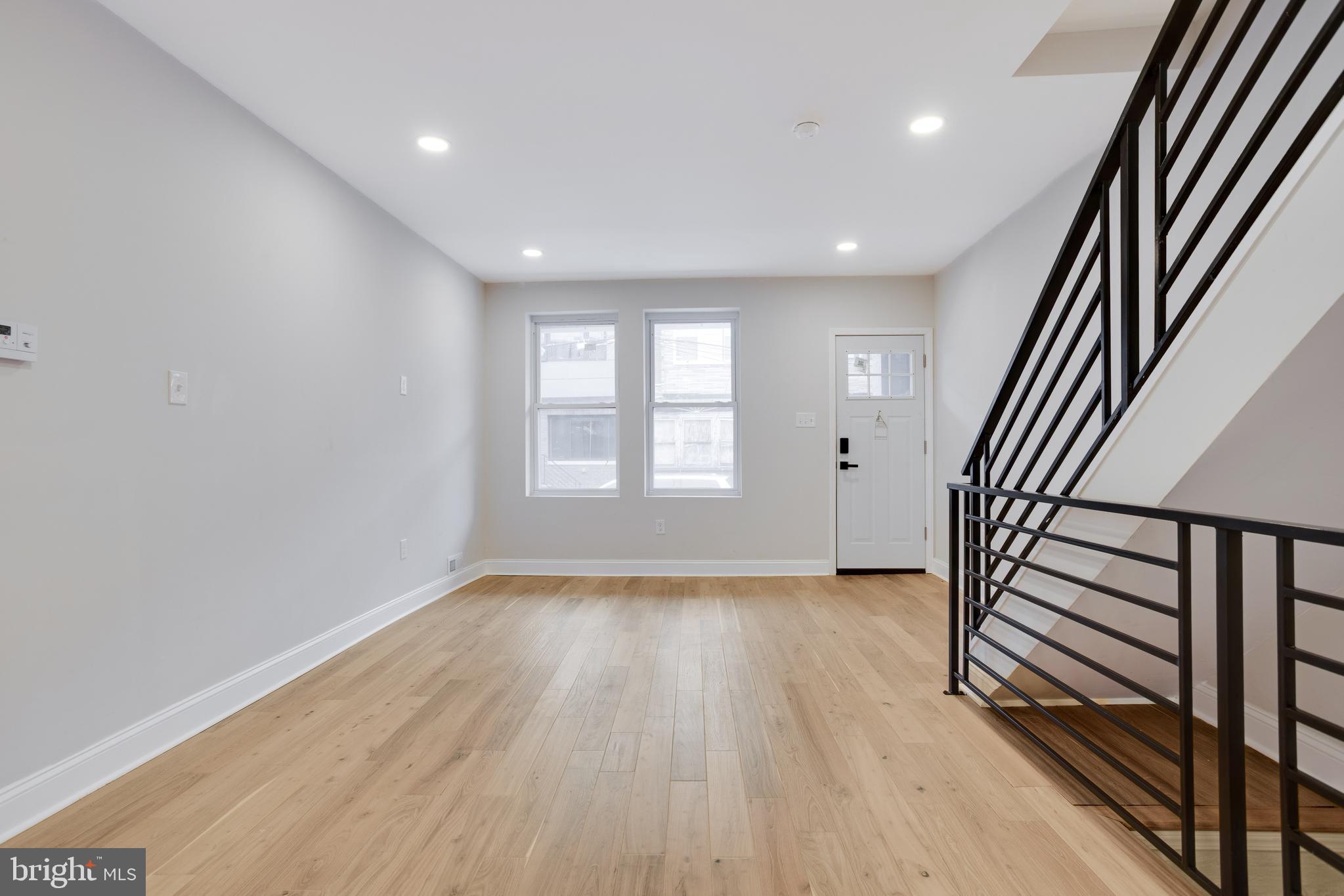 POINT BREEZE - Residential