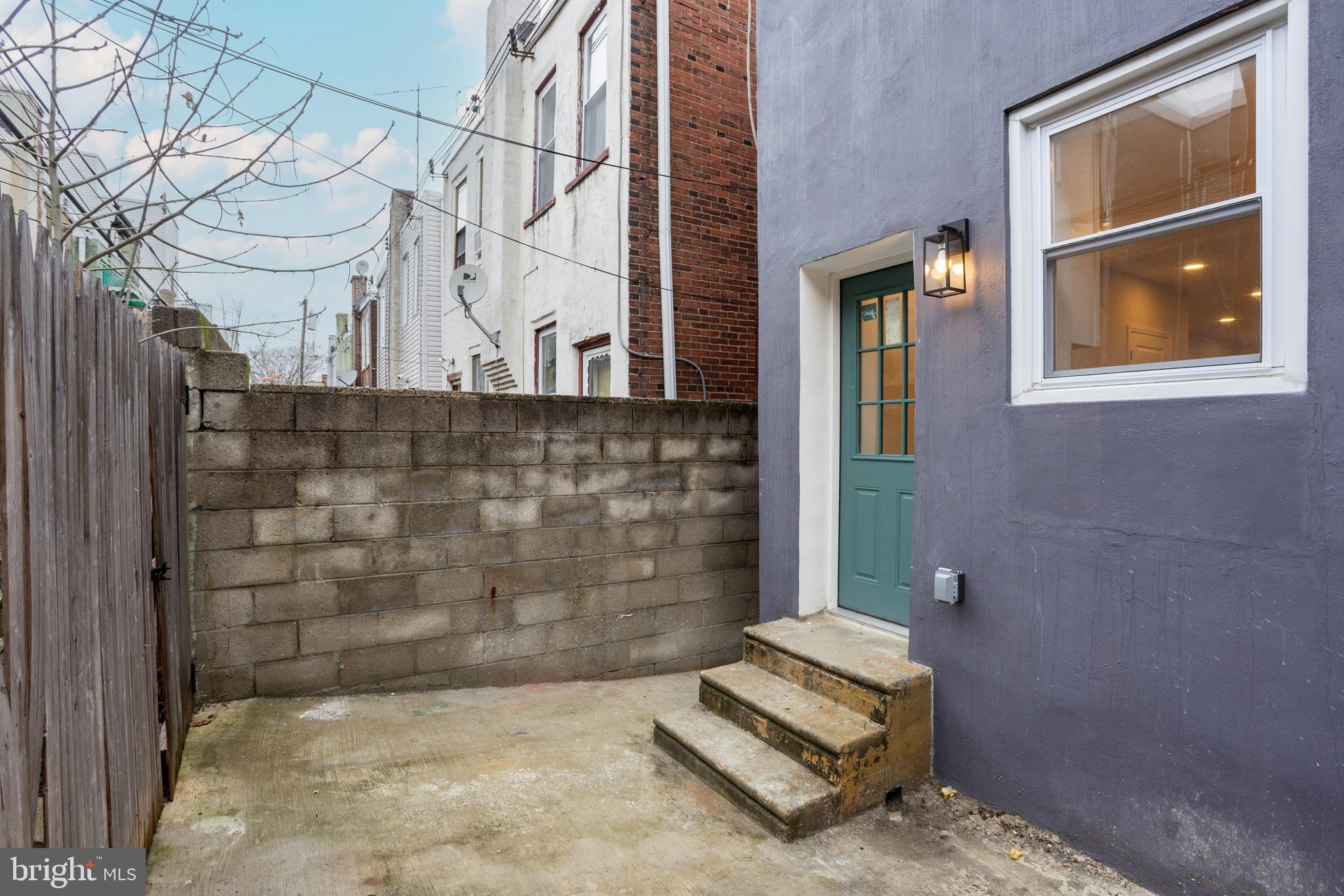 POINT BREEZE - Residential