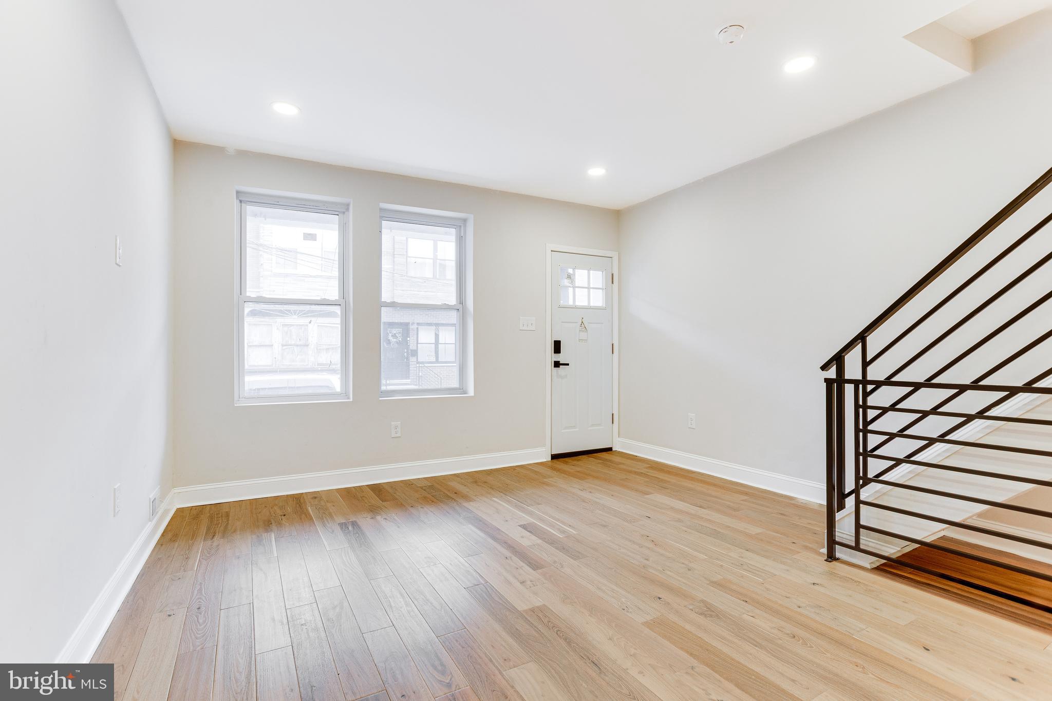 POINT BREEZE - Residential