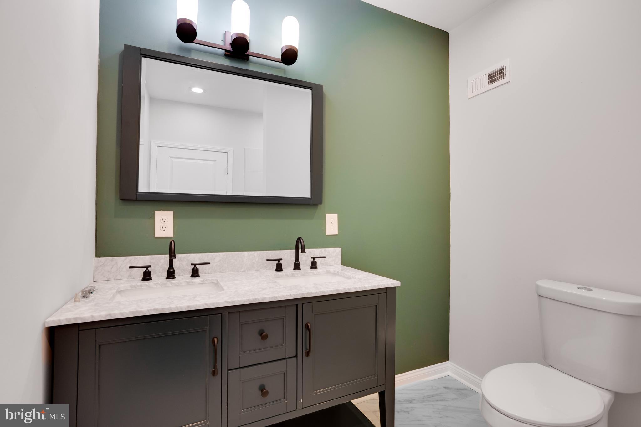 POINT BREEZE - Residential