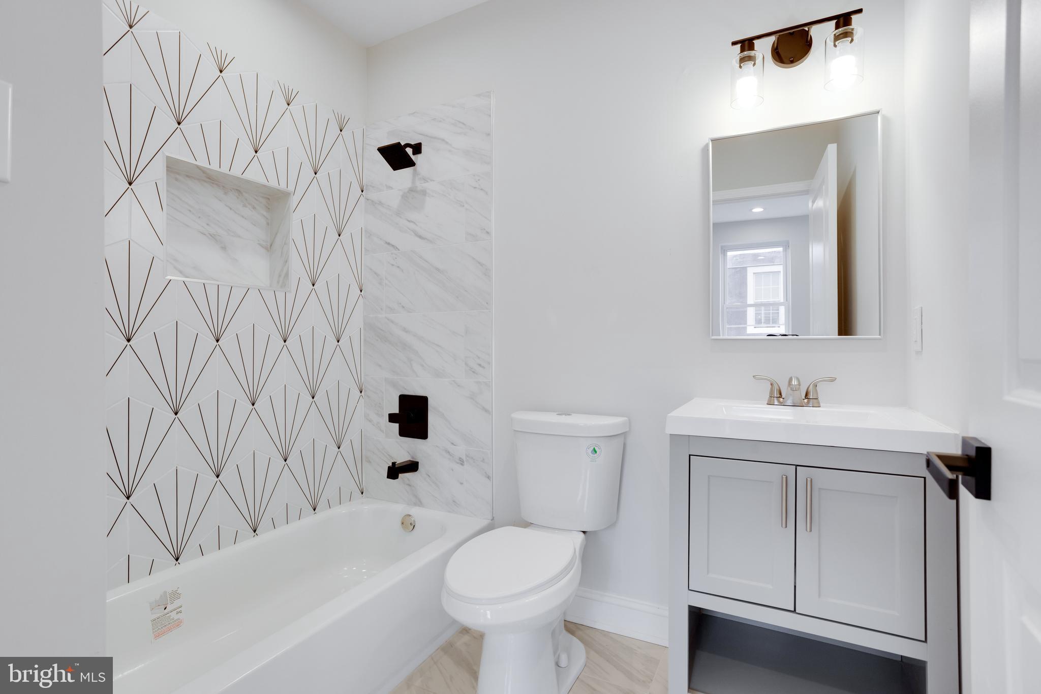 POINT BREEZE - Residential