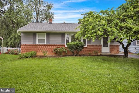 Photo of 225 Princess Avenue, Lancaster, PA 17601 (MLS # PALA2051078)