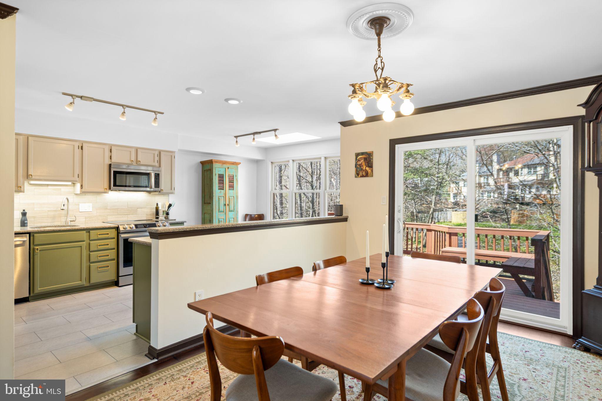 SOMERSET AT SOUTH RUN - Residential