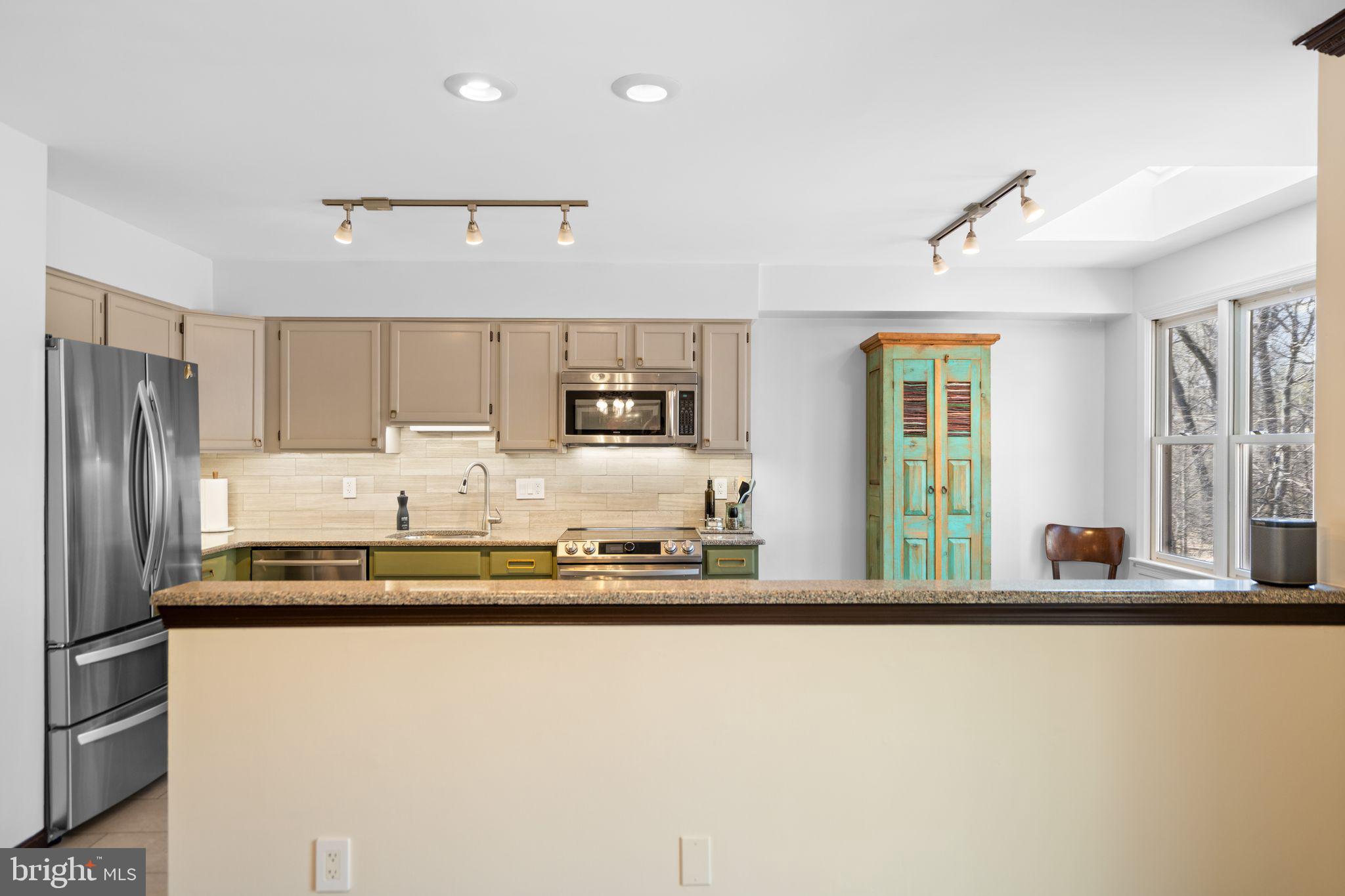 SOMERSET AT SOUTH RUN - Residential