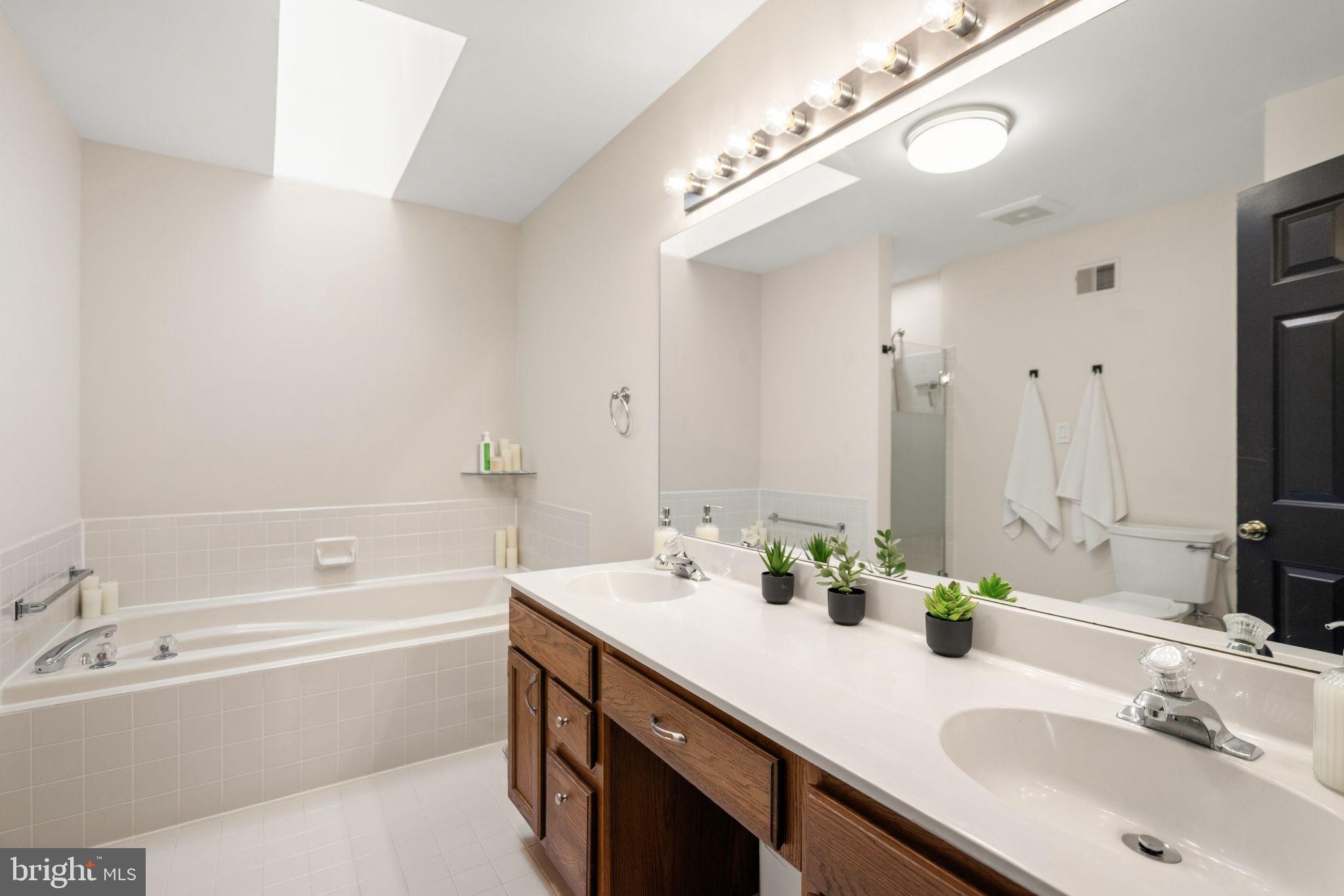 SOMERSET AT SOUTH RUN - Residential