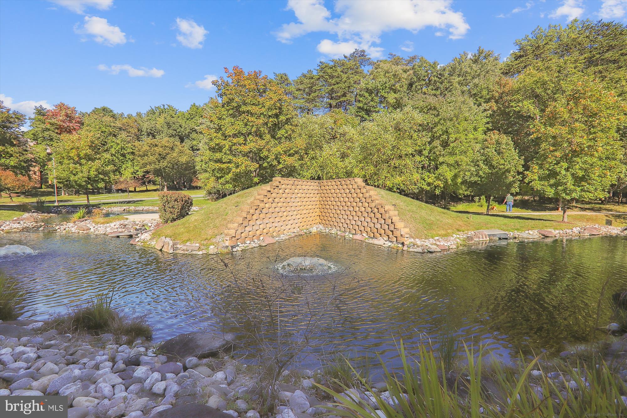 OVERLOOK AT LEISURE WORLD - Residential