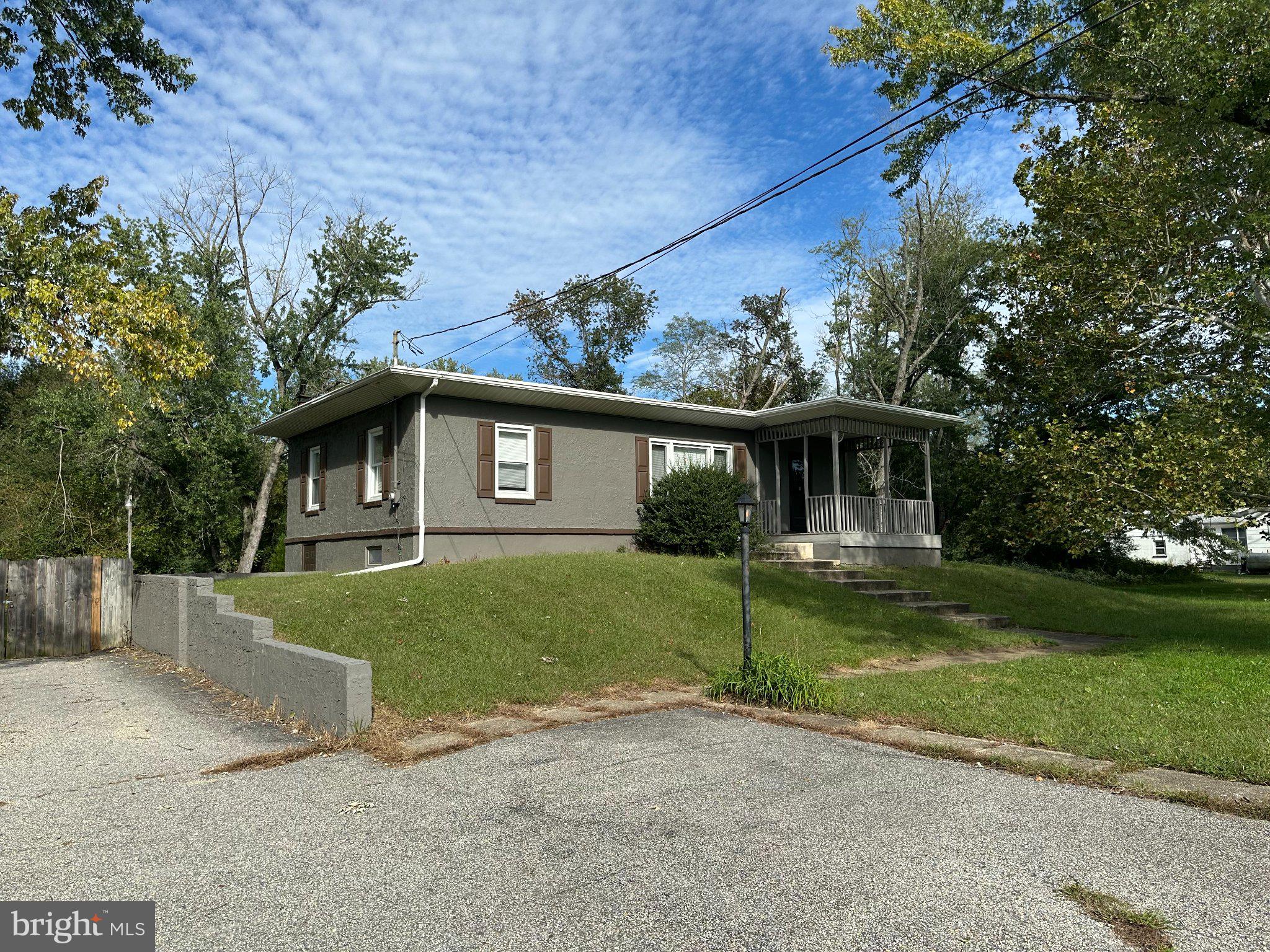 86 BURNS AVENUE