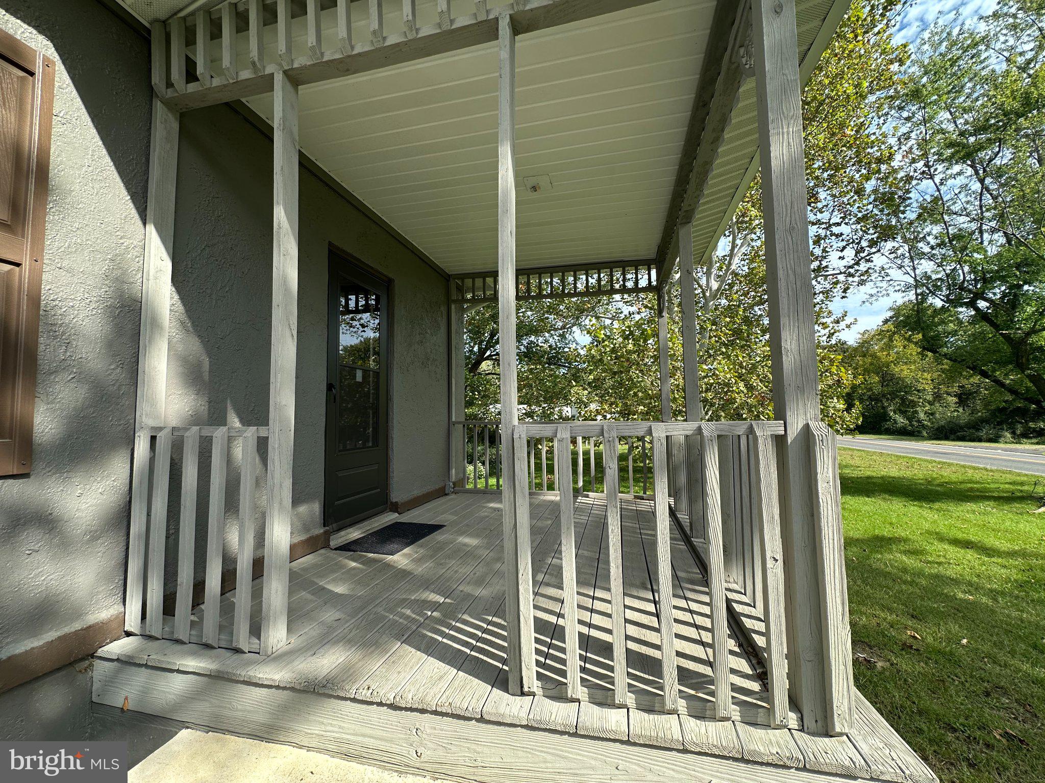 86 BURNS AVENUE