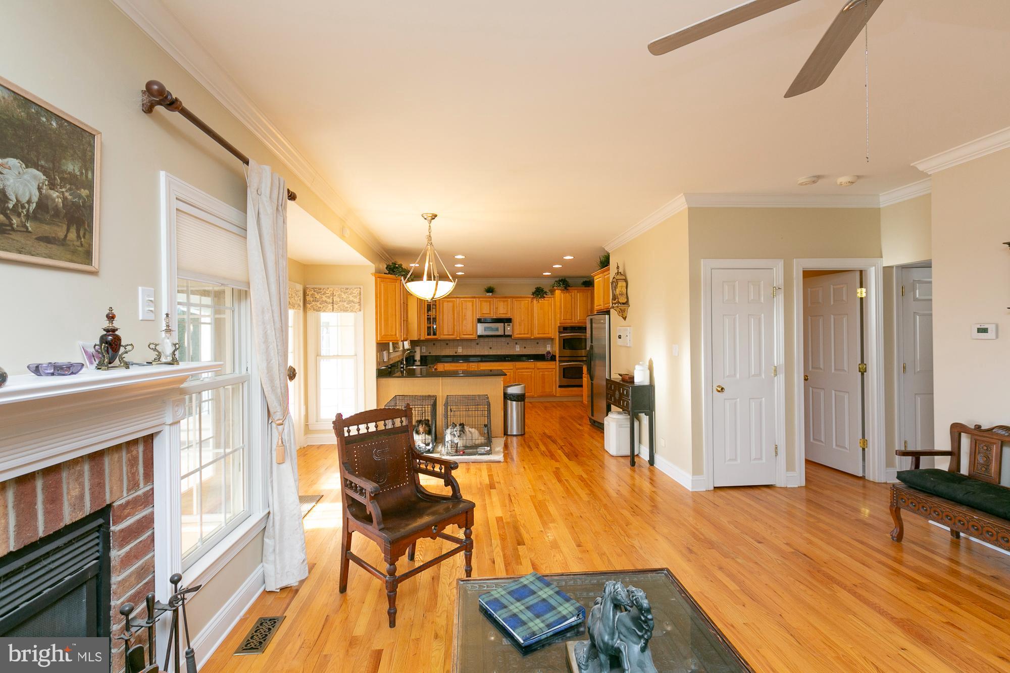 EASTLAND - Residential