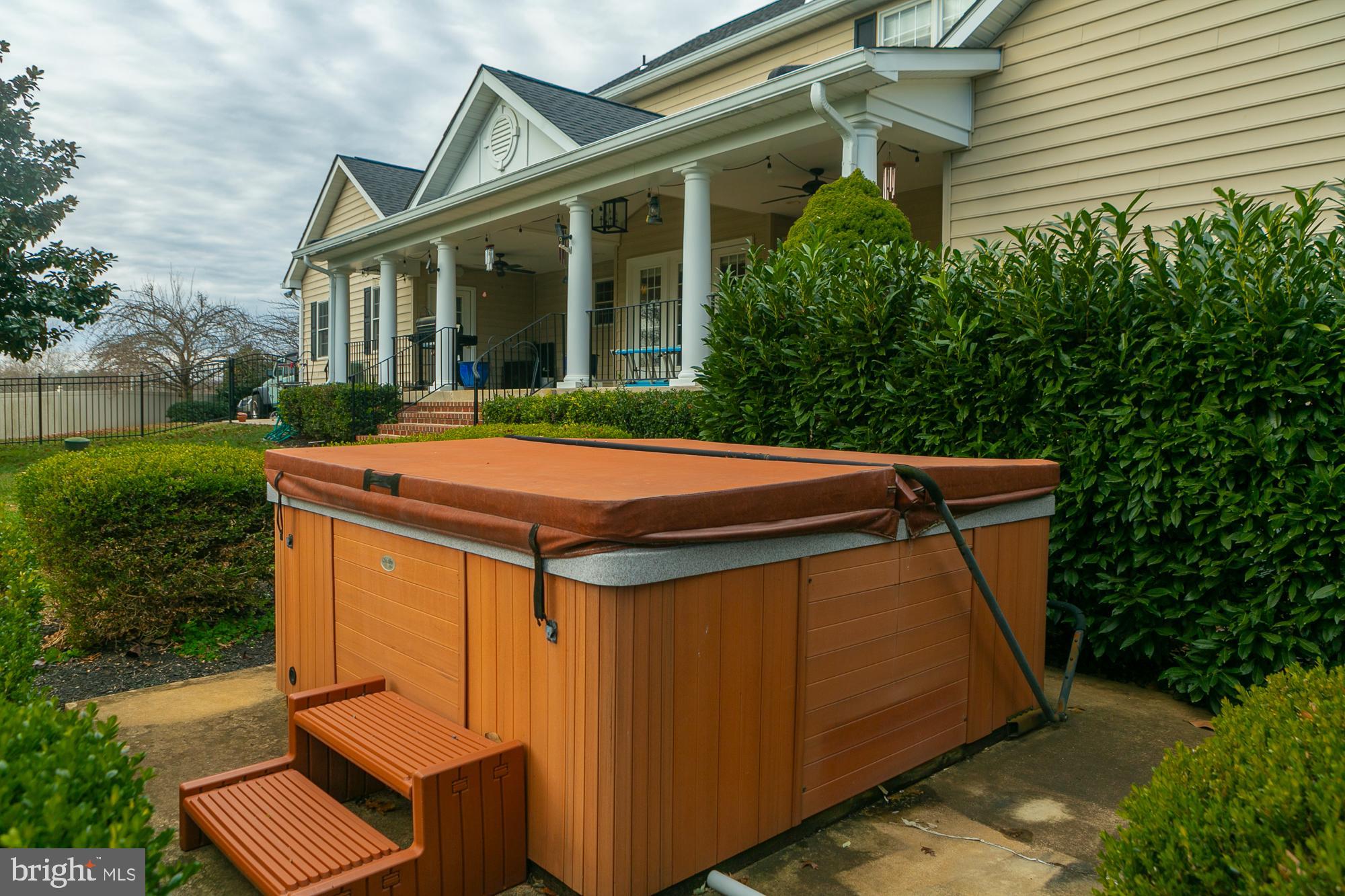 EASTLAND - Residential