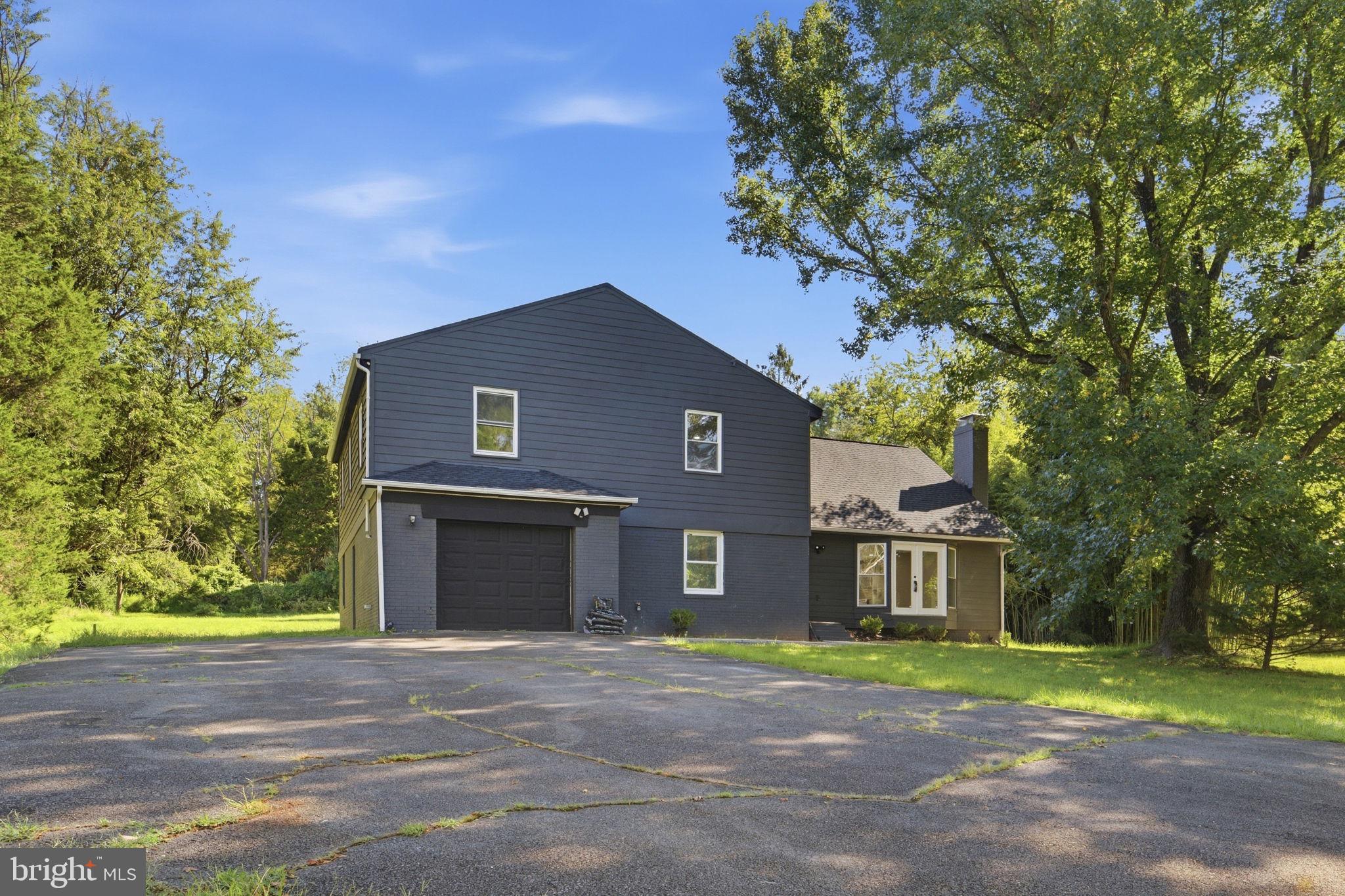 717 KENTLAND DRIVE