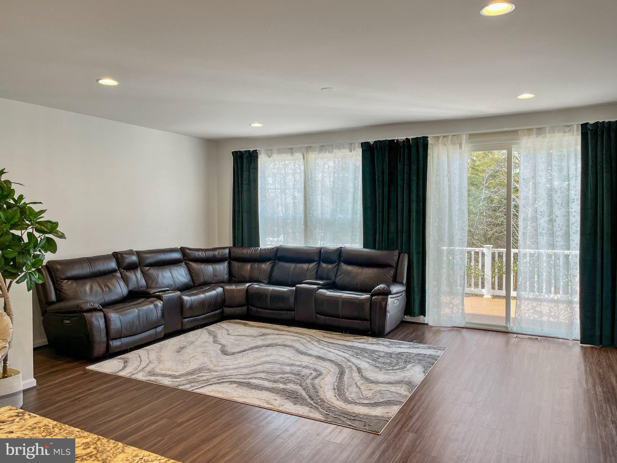 9138 WYCHE KNOLL LANE