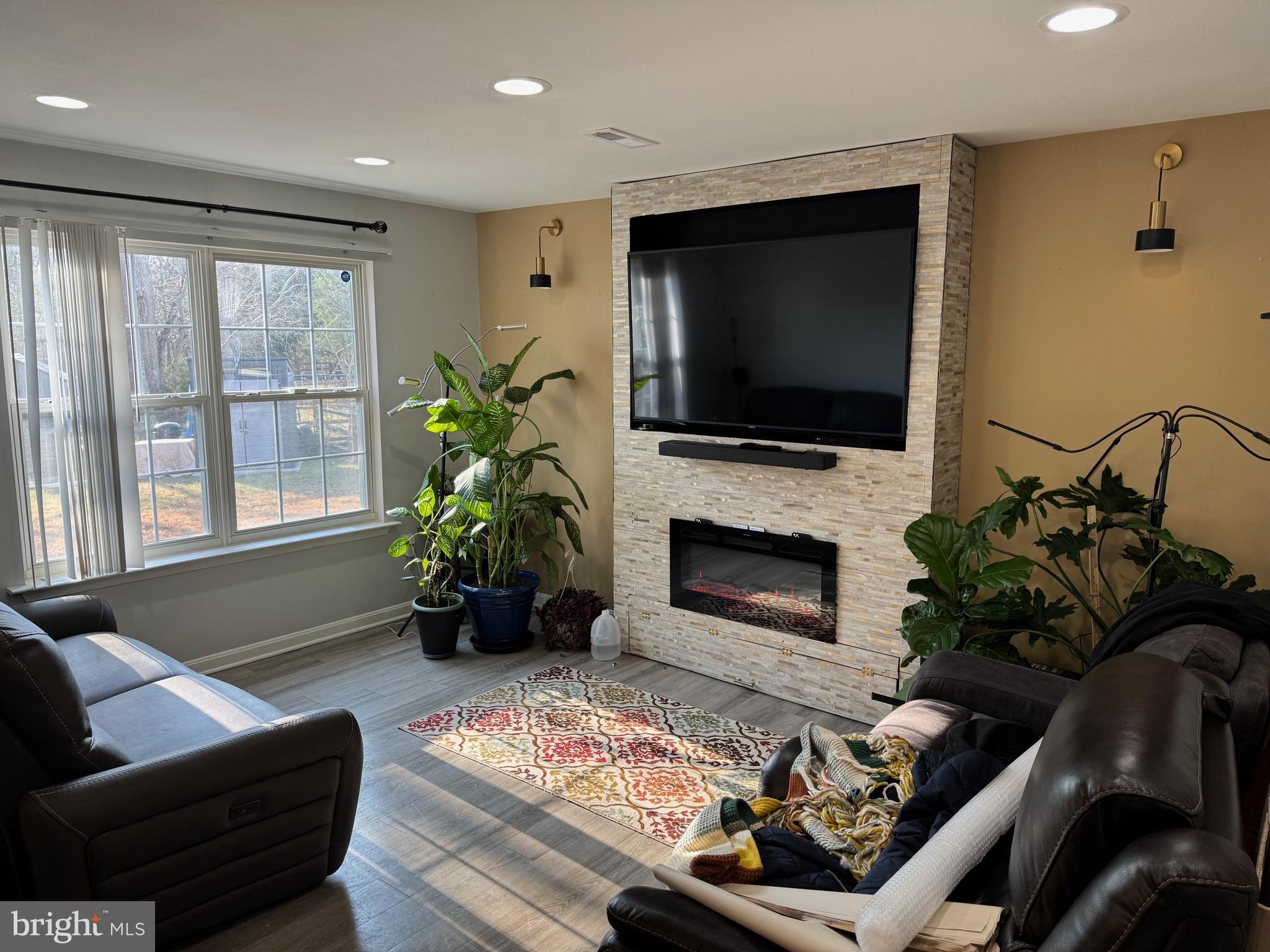 DORCHESTER GREENS - Residential