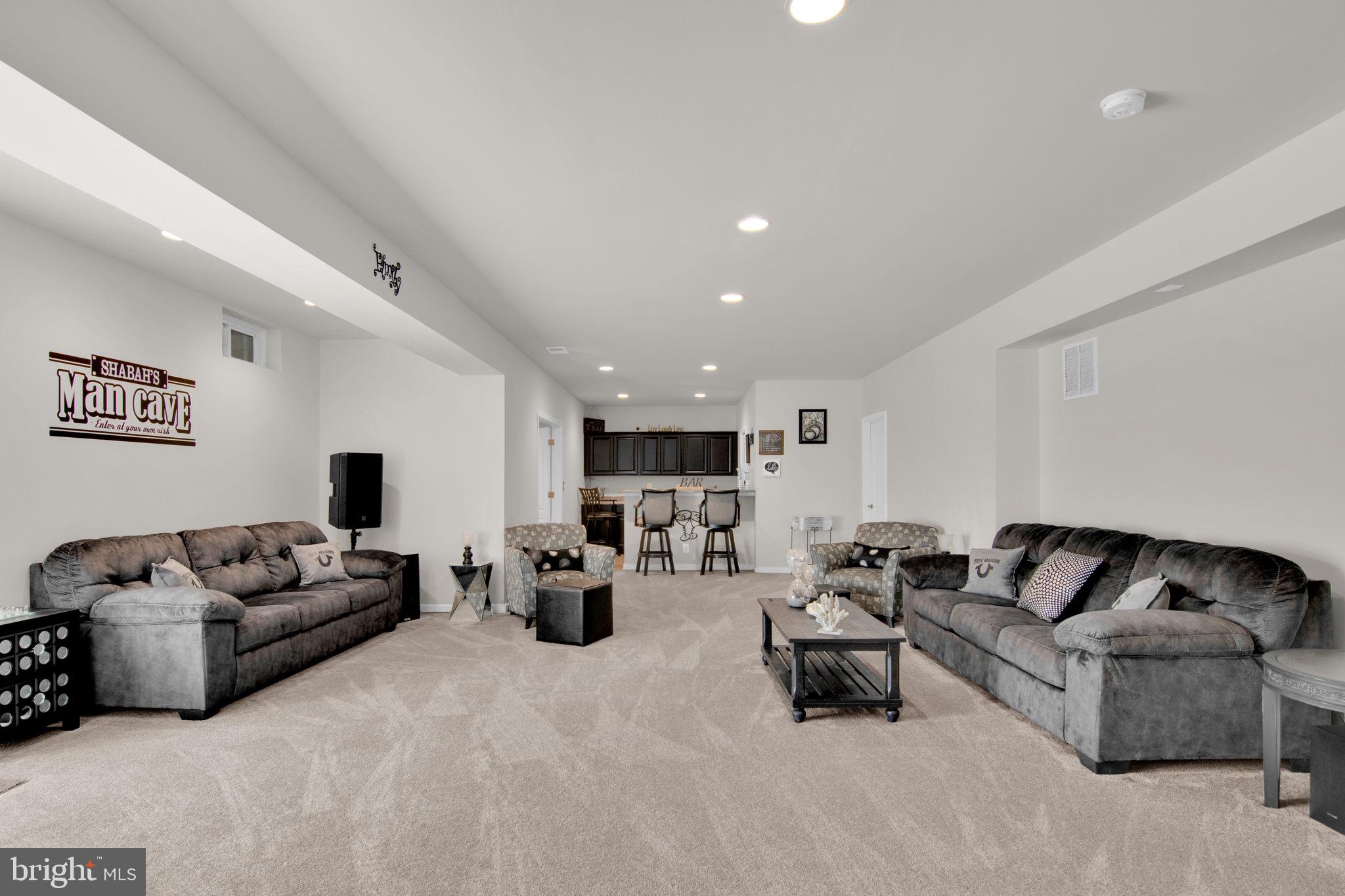 POPLAR MANOR ESTATES - Residential