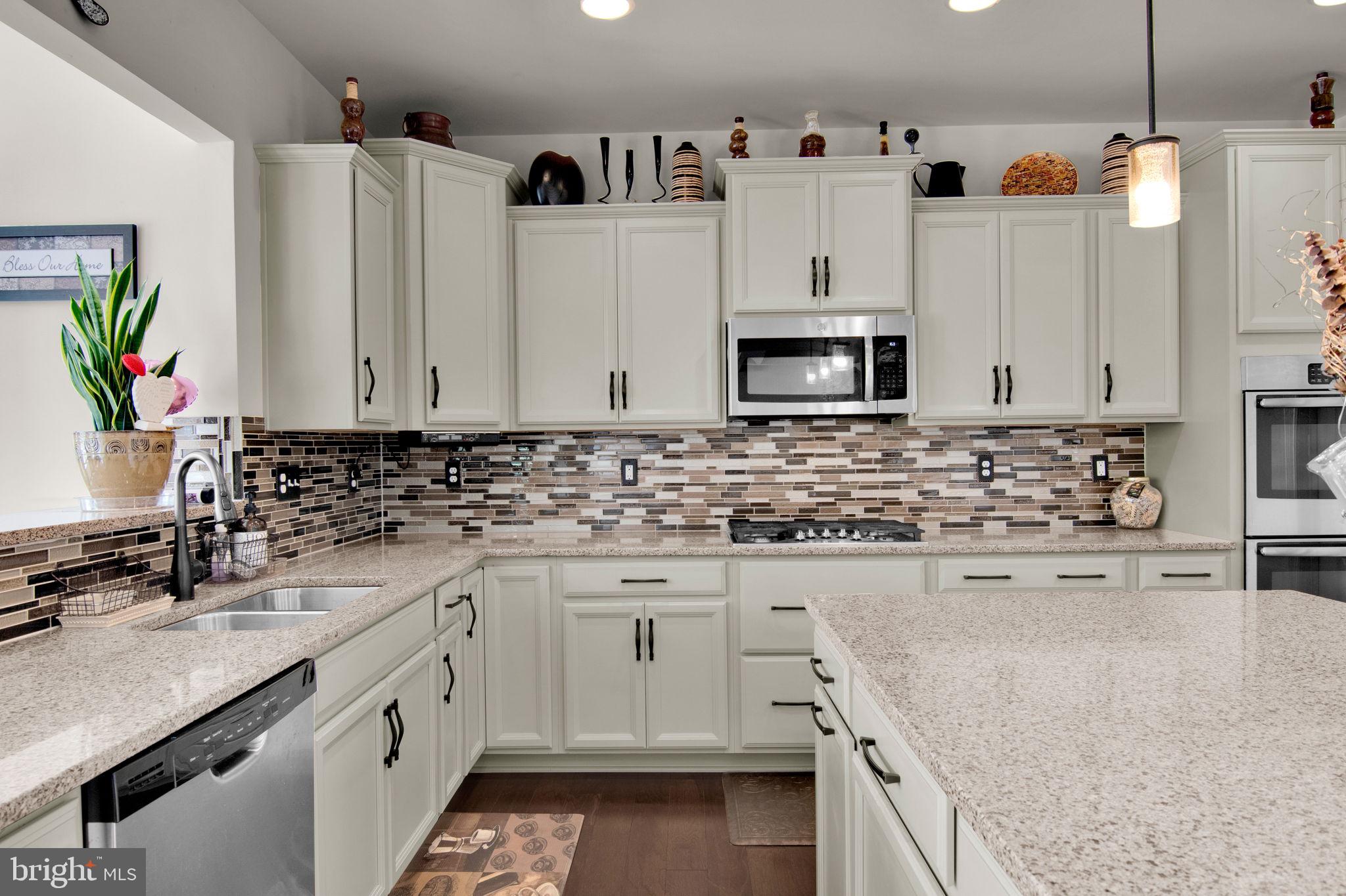 POPLAR MANOR ESTATES - Residential