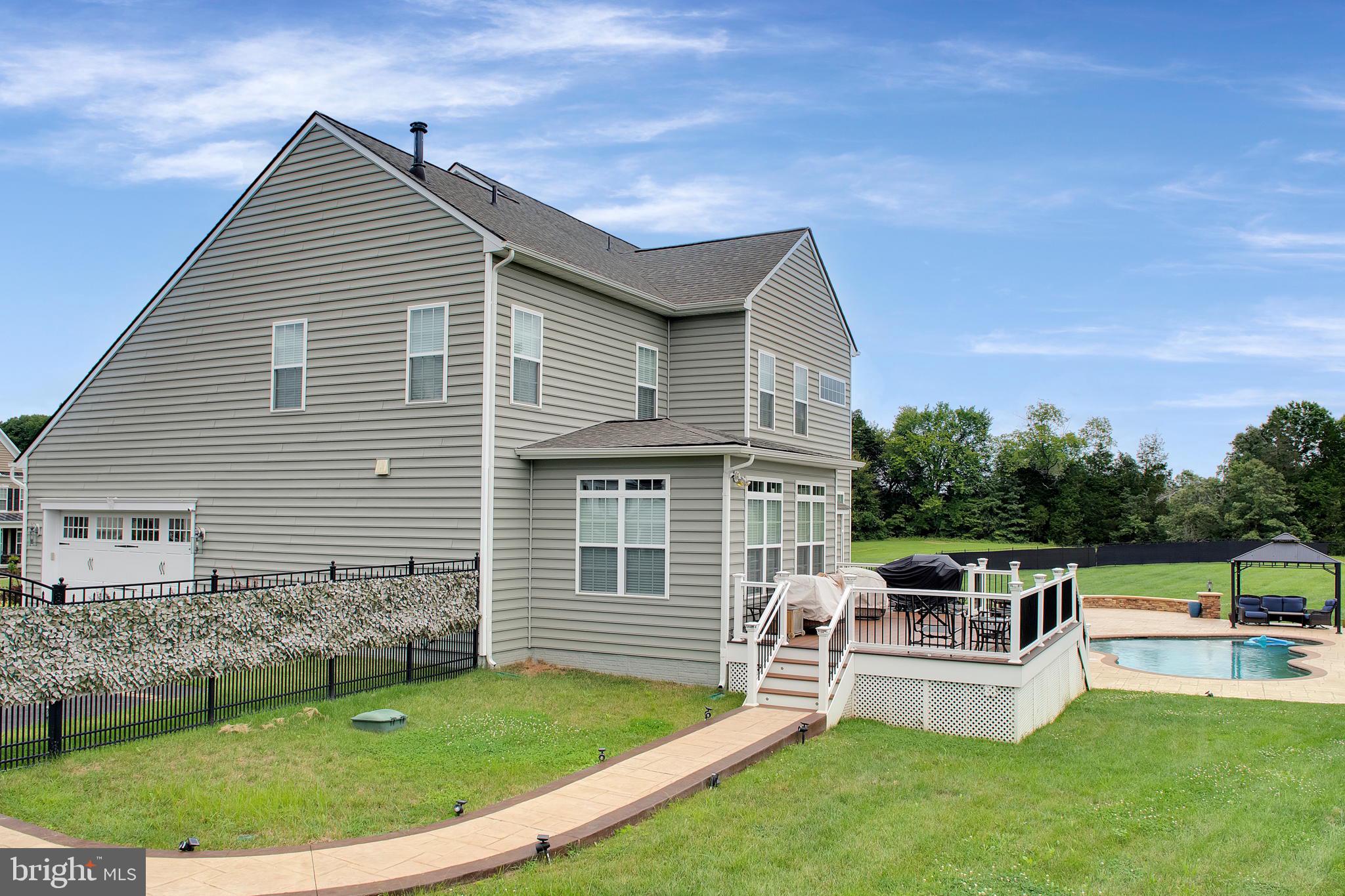 POPLAR MANOR ESTATES - Residential