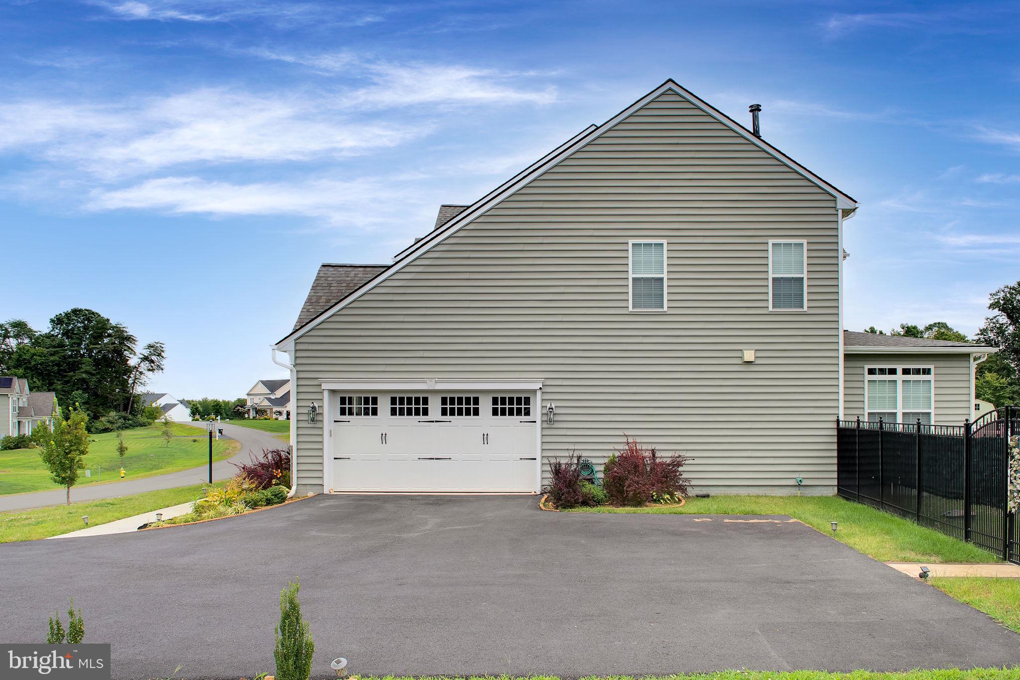 POPLAR MANOR ESTATES - Residential