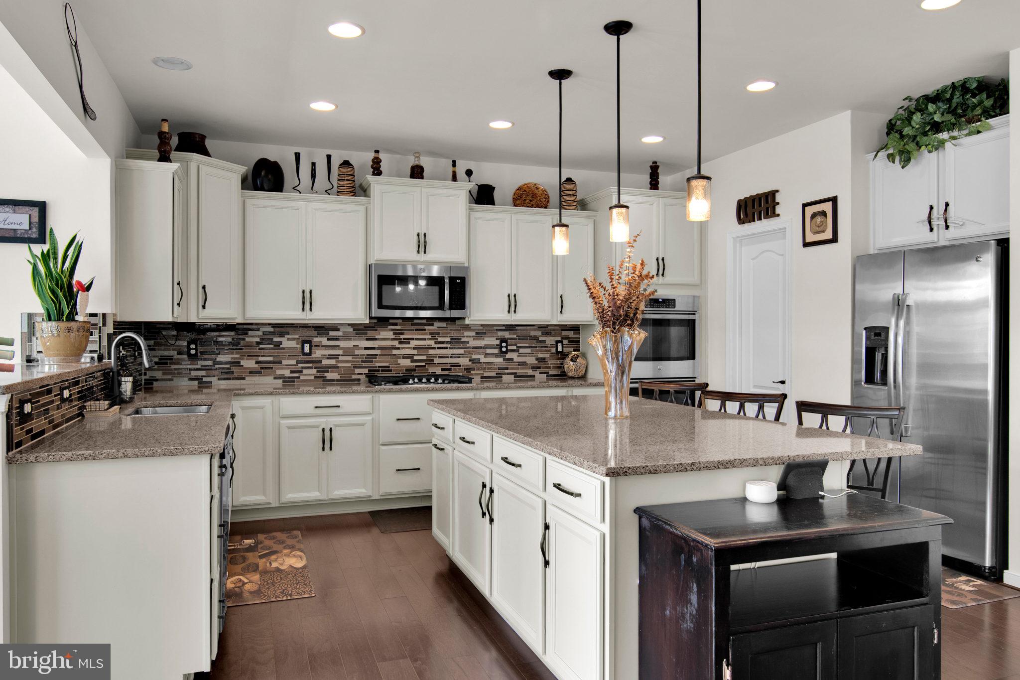 POPLAR MANOR ESTATES - Residential