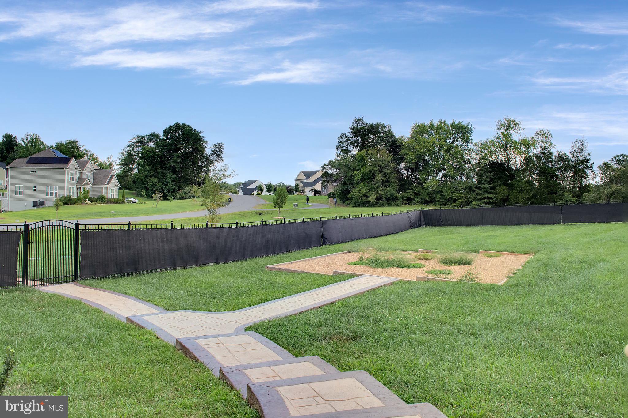 POPLAR MANOR ESTATES - Residential