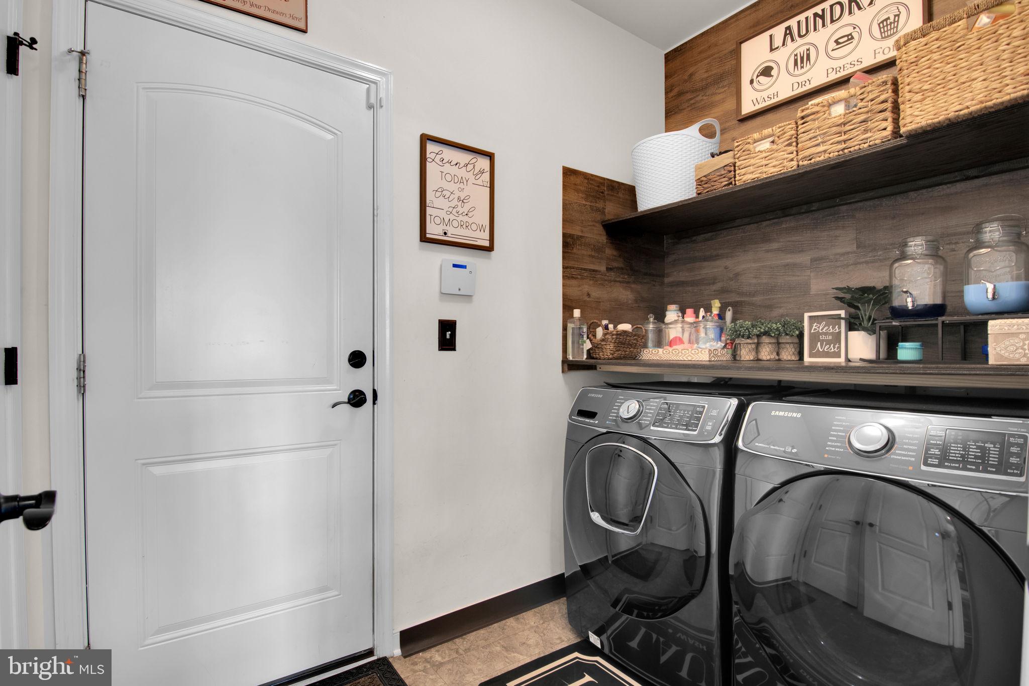 POPLAR MANOR ESTATES - Residential