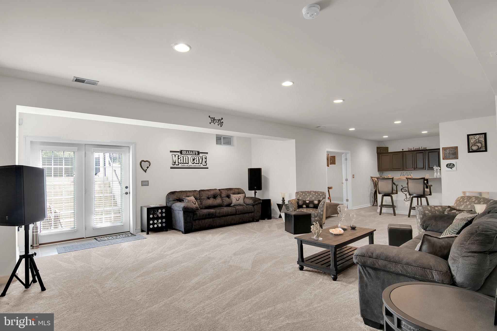 POPLAR MANOR ESTATES - Residential