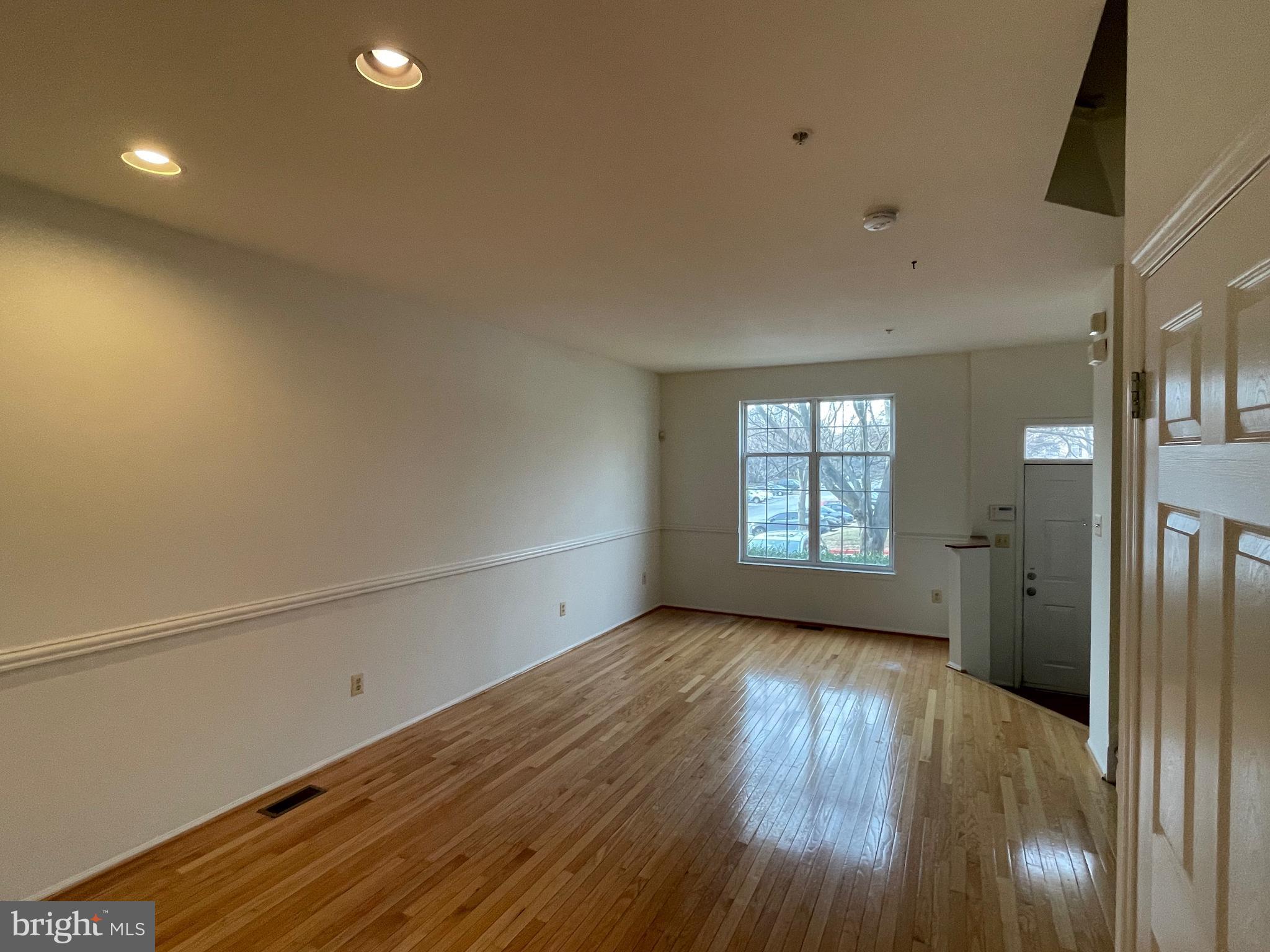 VILLAGE OF LONG REACH - Residential Lease