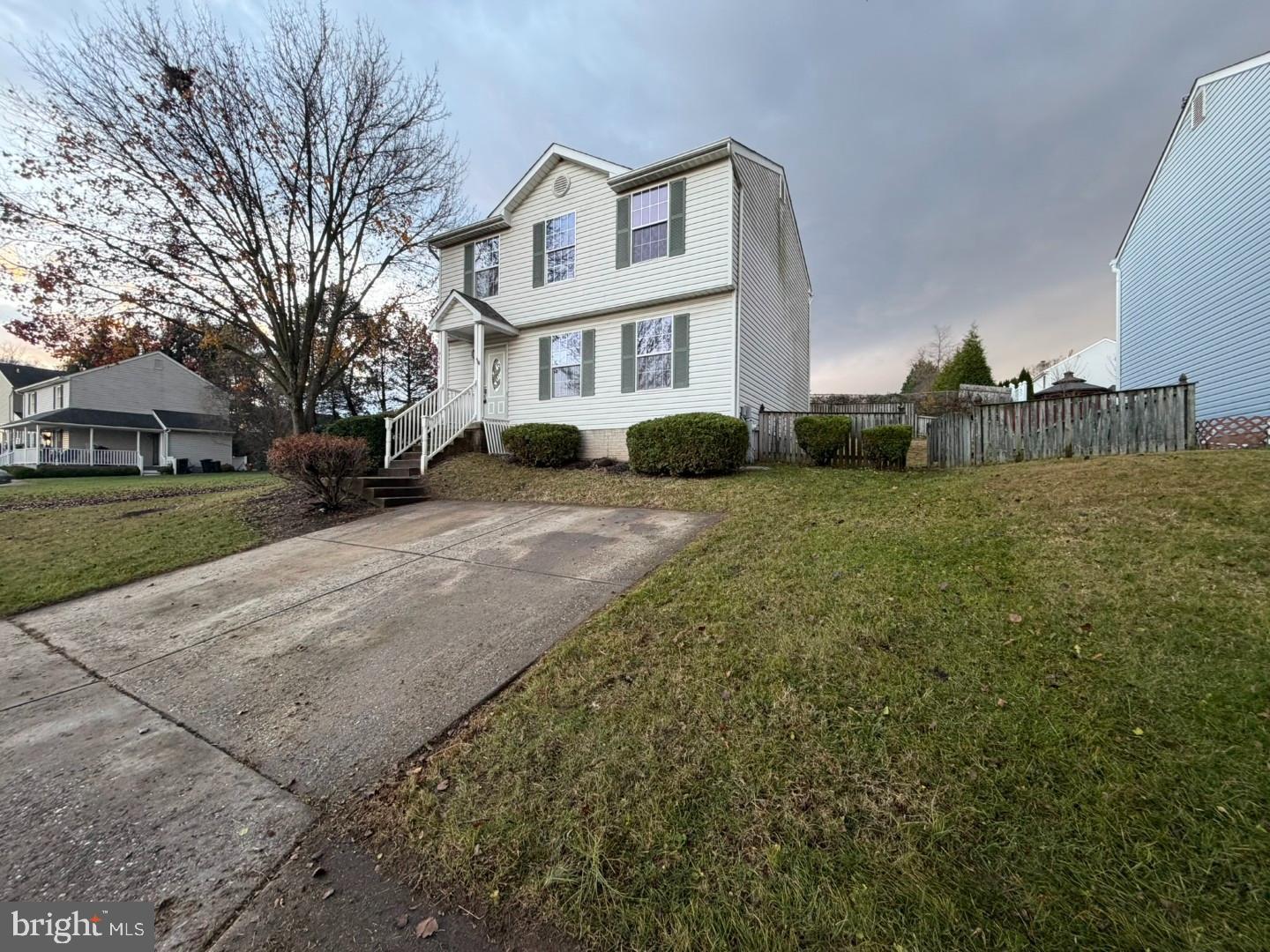 SHARONDALE EAST - Residential