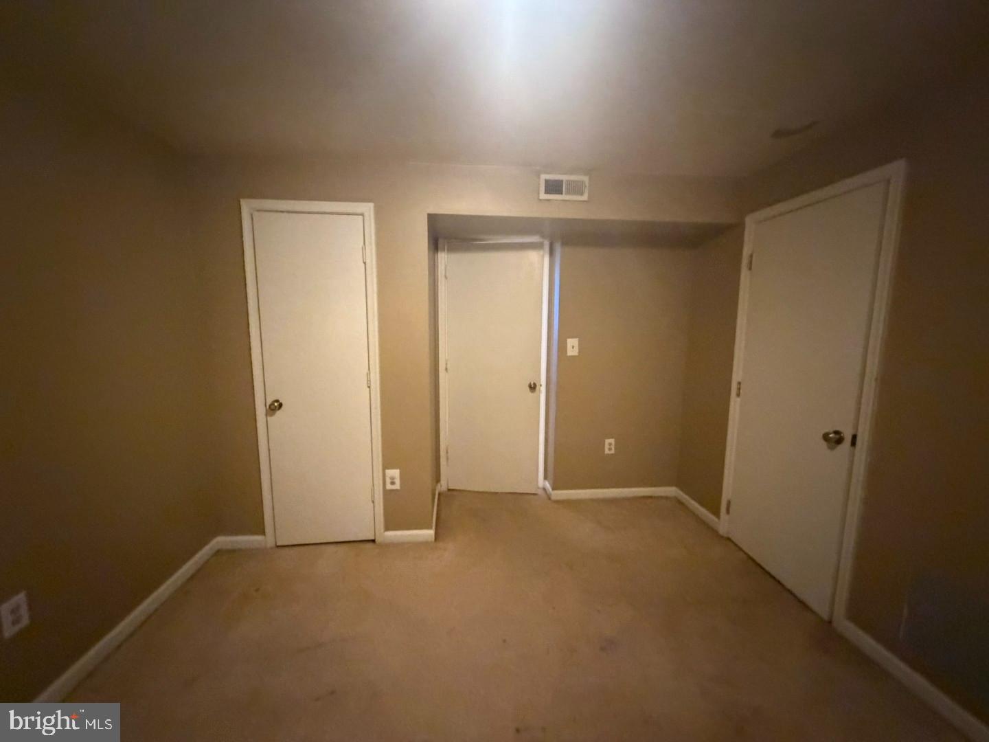 SHARONDALE EAST - Residential