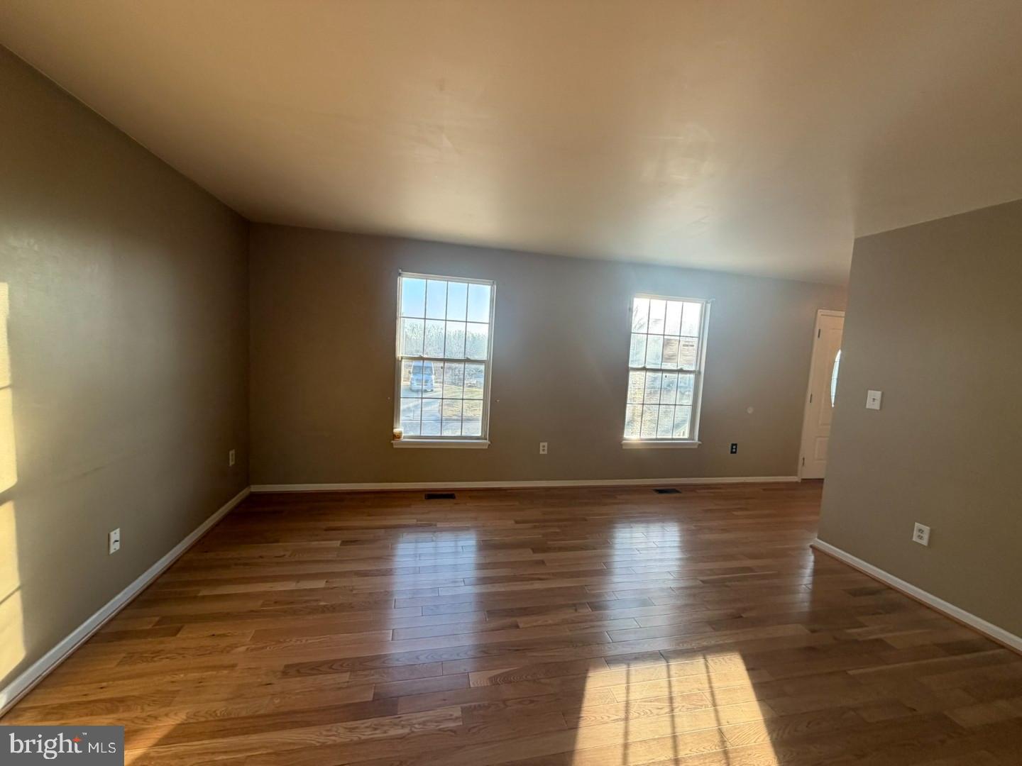 SHARONDALE EAST - Residential