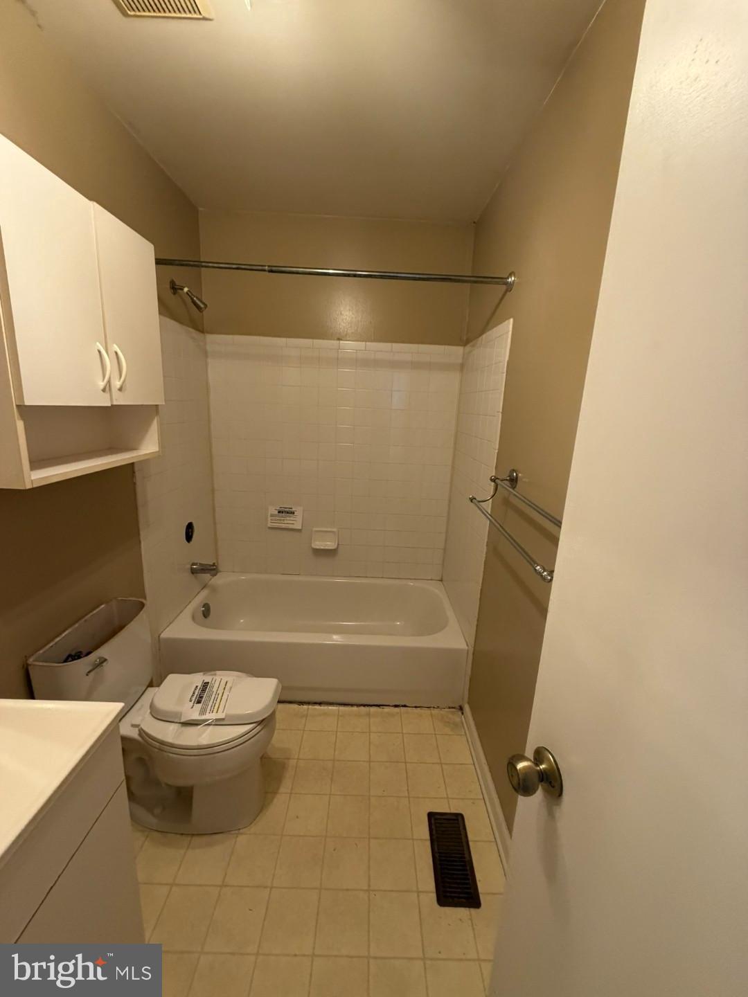 SHARONDALE EAST - Residential